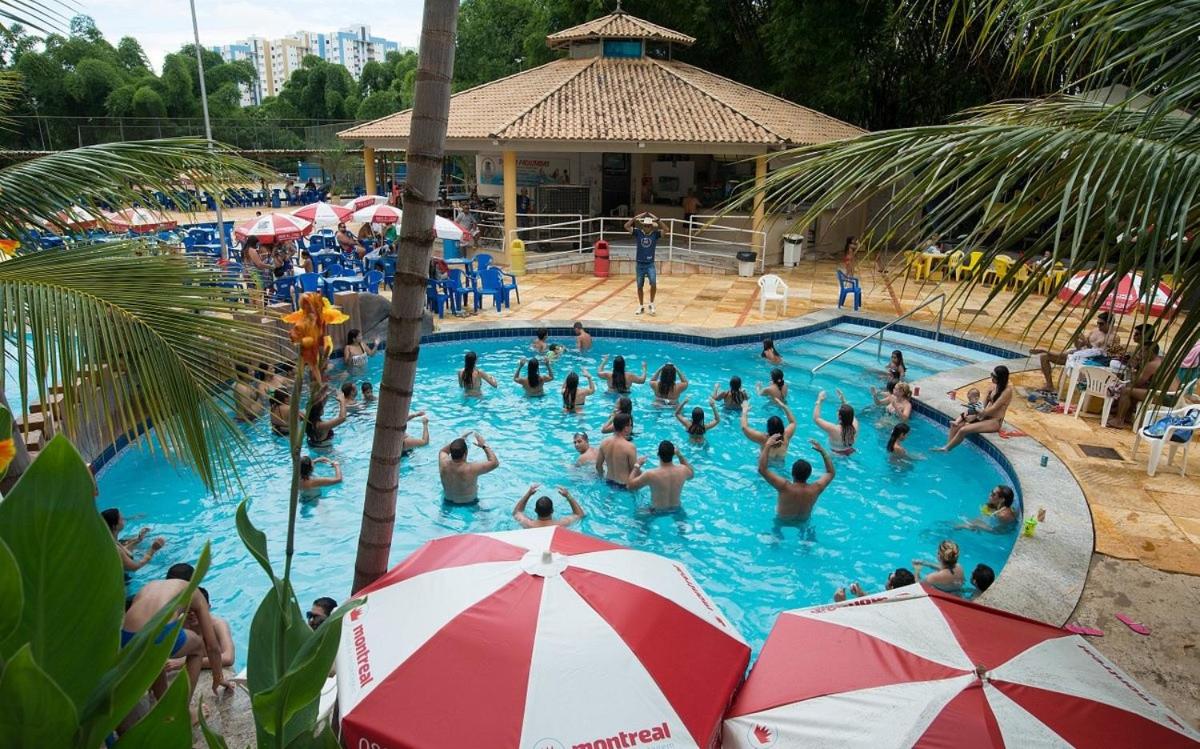 Ótimo apê 2 quartos com piscina 24hs em Caldas Novas