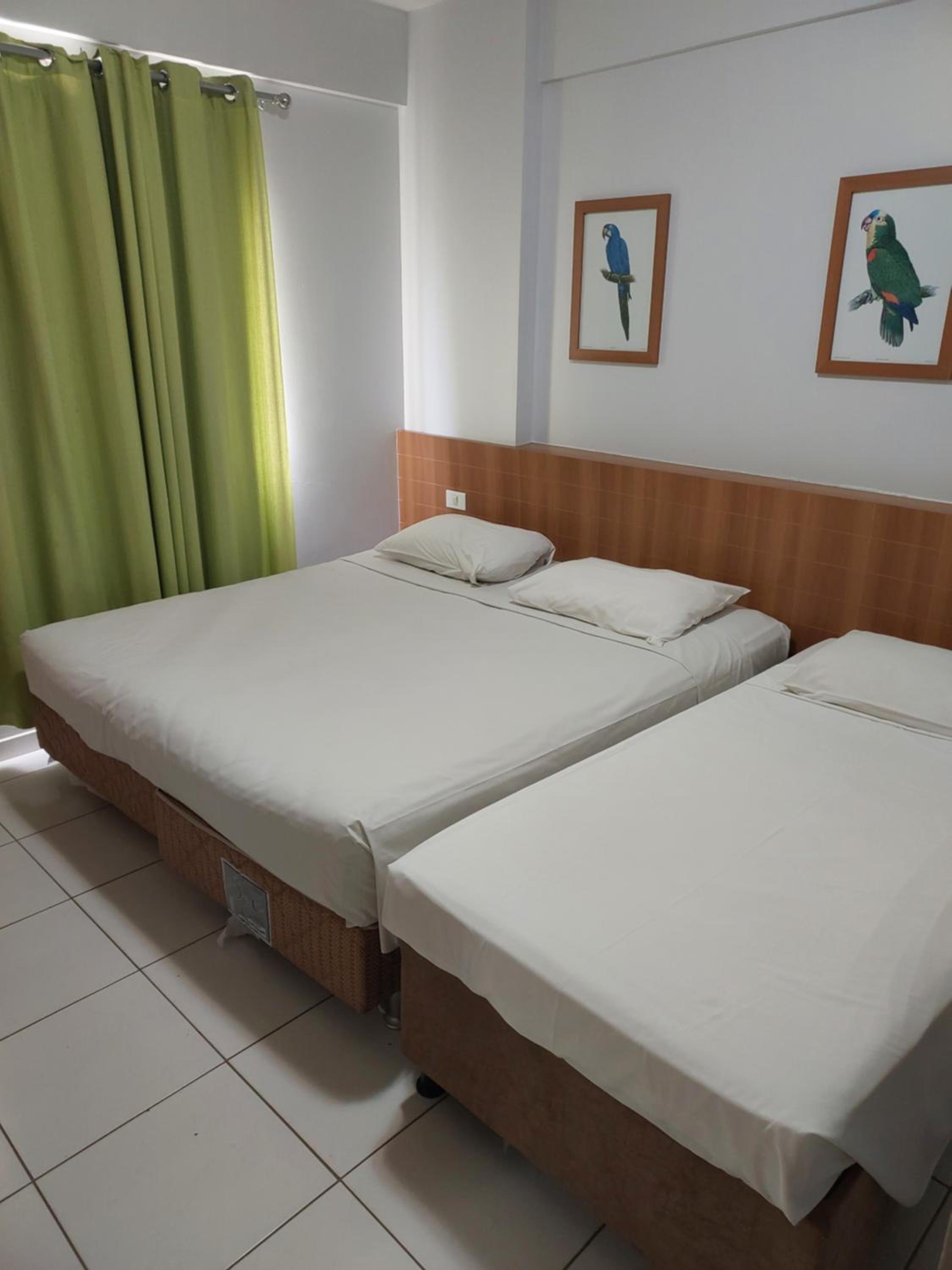 Ótimo apê 2 quartos com piscina 24hs em Caldas Novas