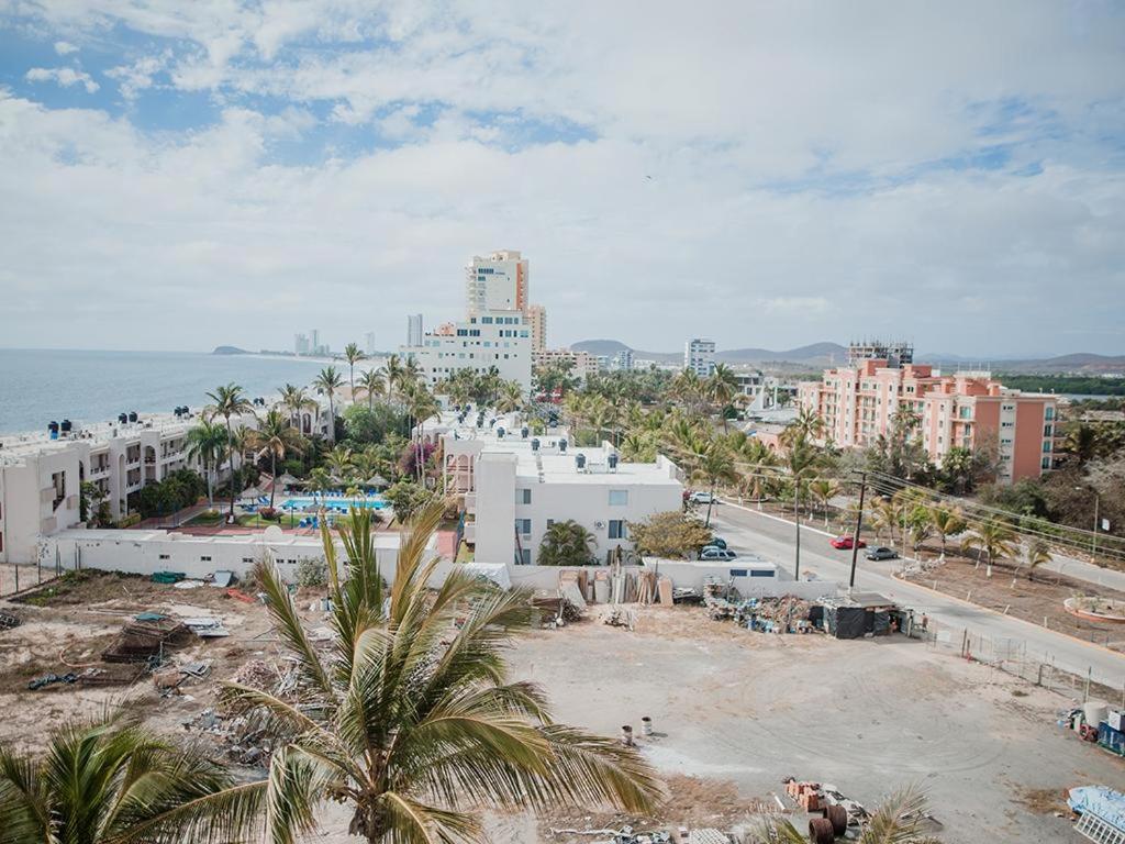 Holiday At La Marina Tenis Beachfront Condo view 4