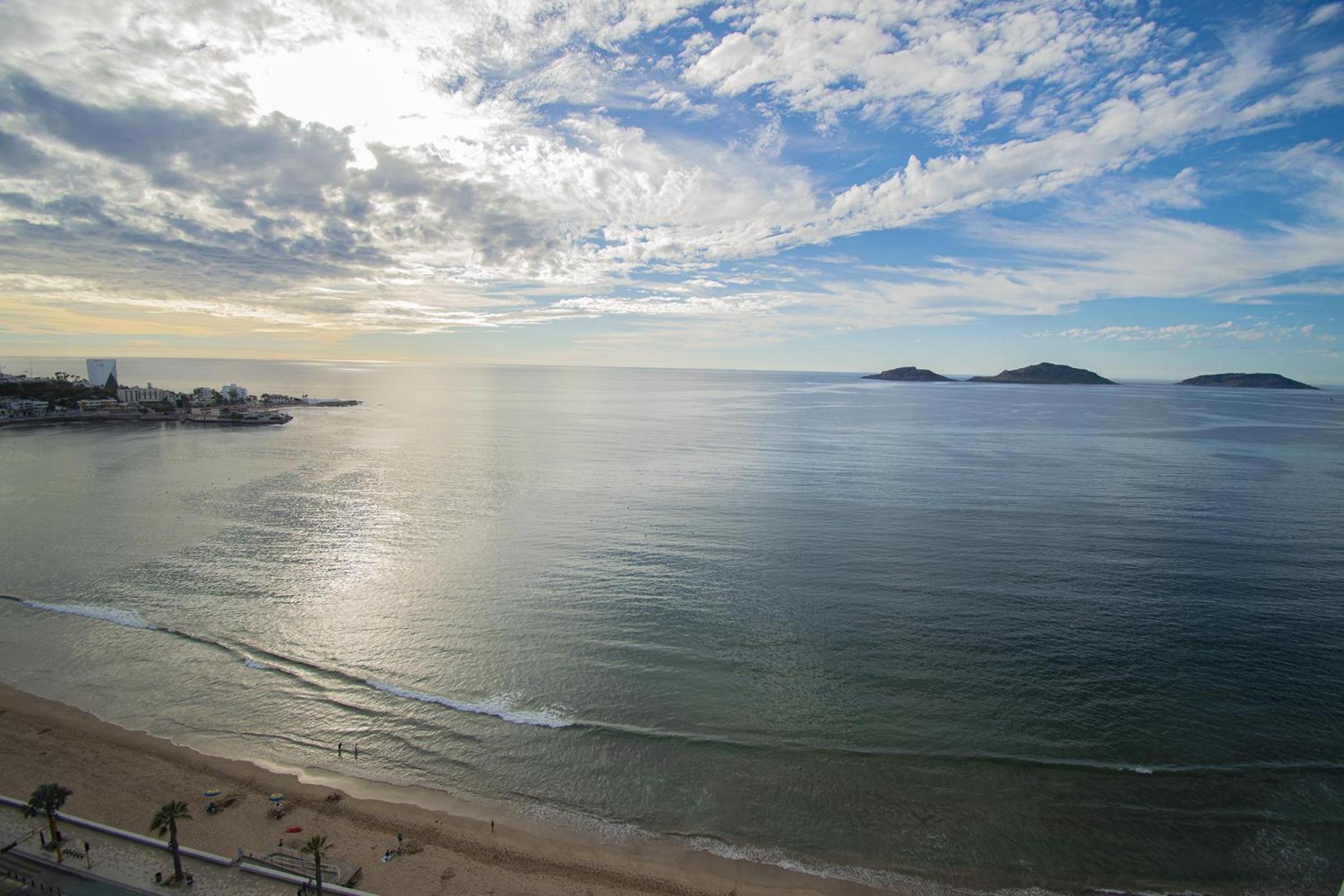 Malecon Location Torre Eme 1501 With Pool view 5