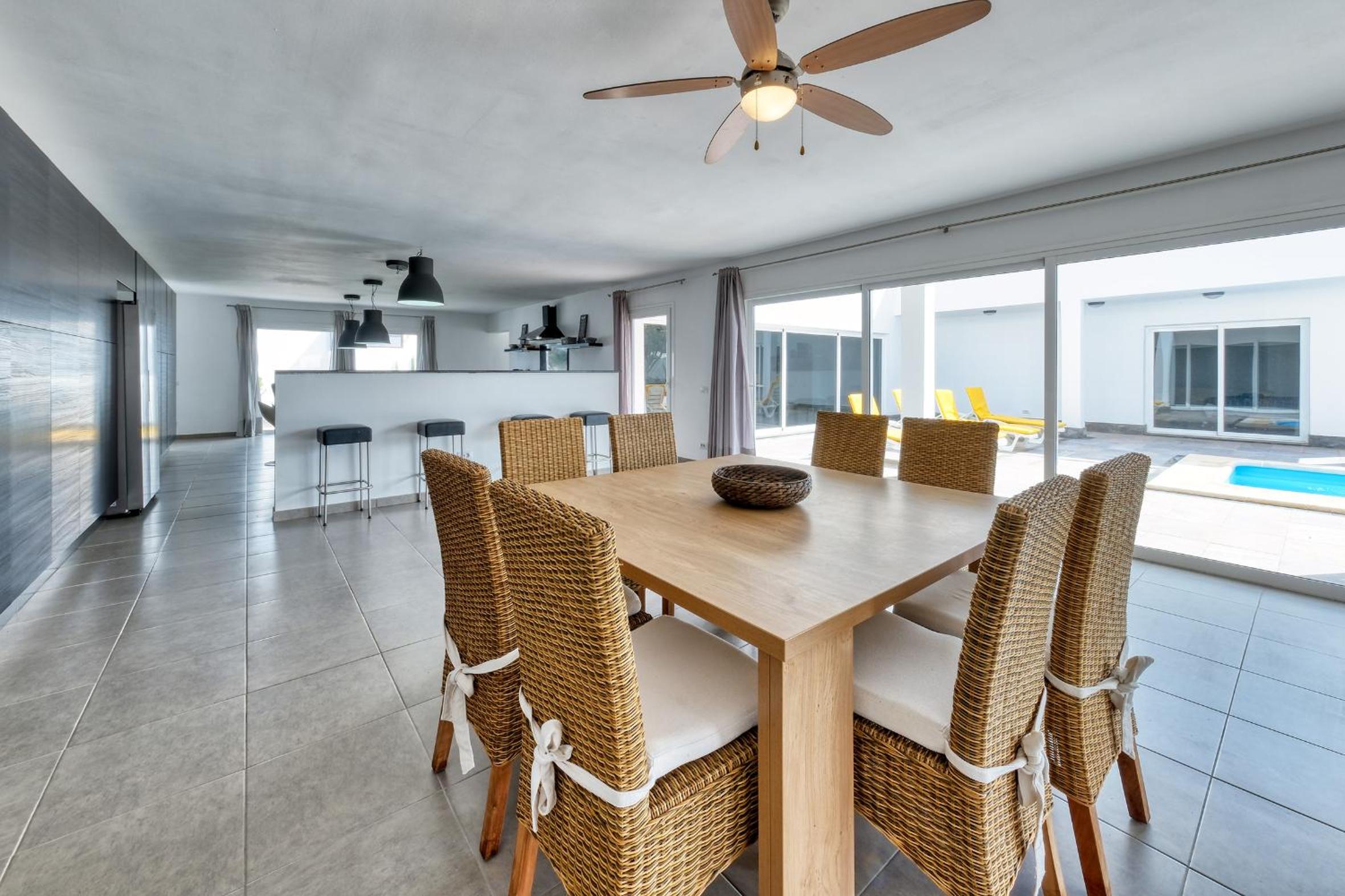 Casa Eden - Naturist area, Private Pool and BBQ By Lanzarote Vacation Homes view 5