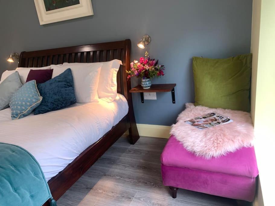 The Cosy Studio by the shore view 2