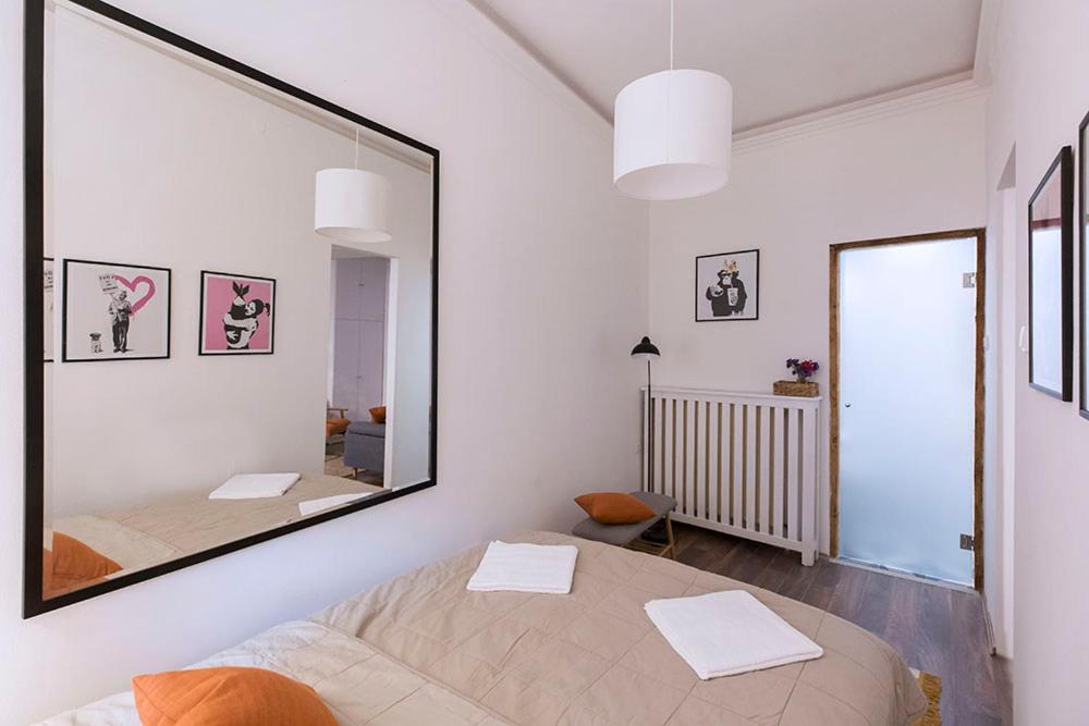 High Note Apartment