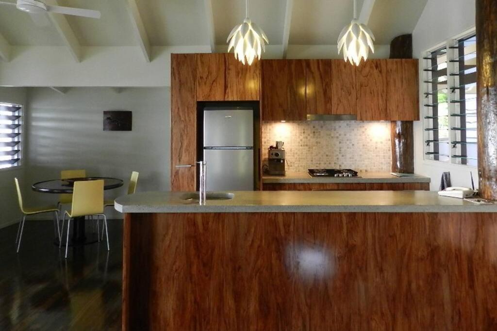 Luxury Ocean View Villa, Savusavu Bay, Blue Bayou Bure with Starlink - view 8