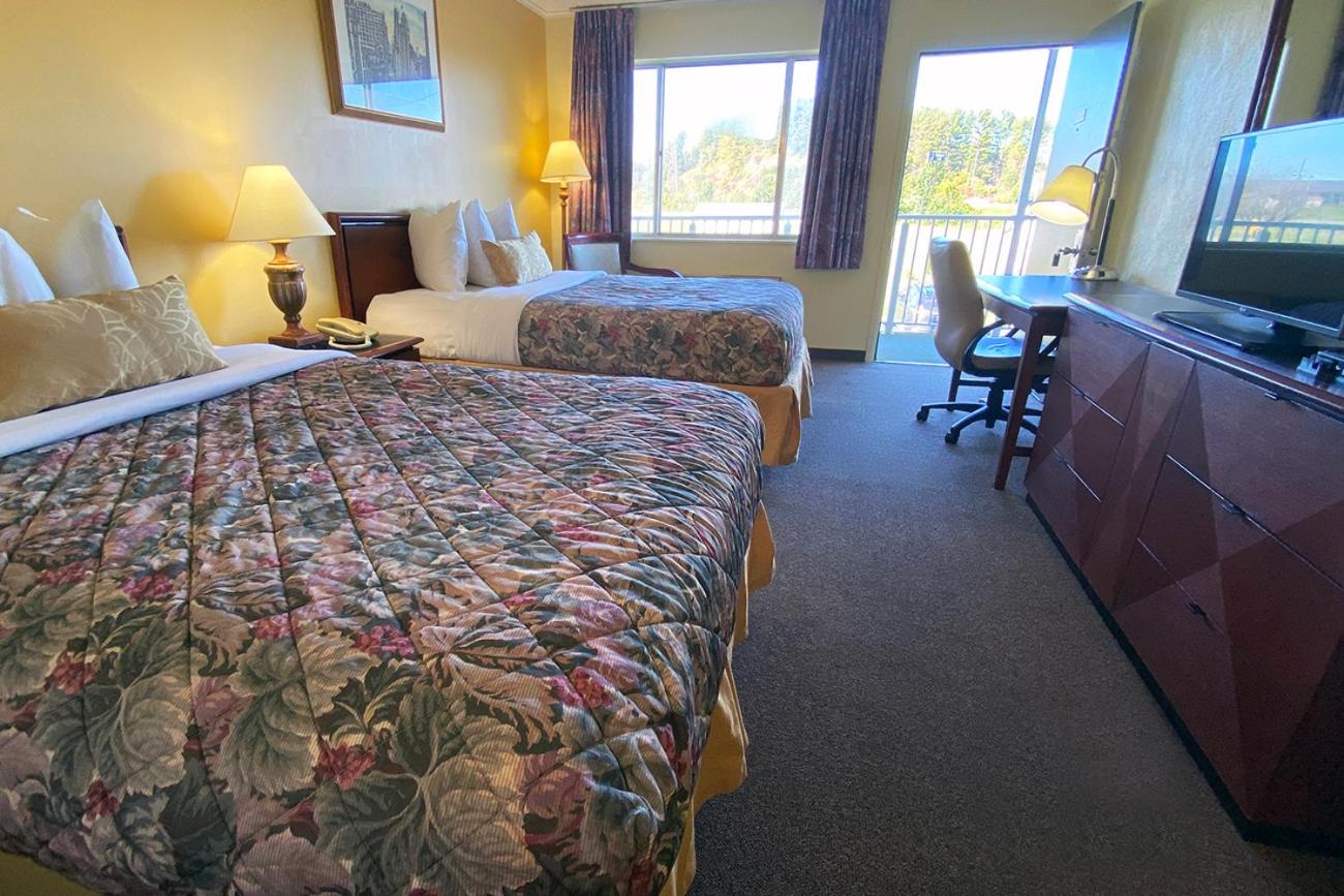Lake Logan Inn