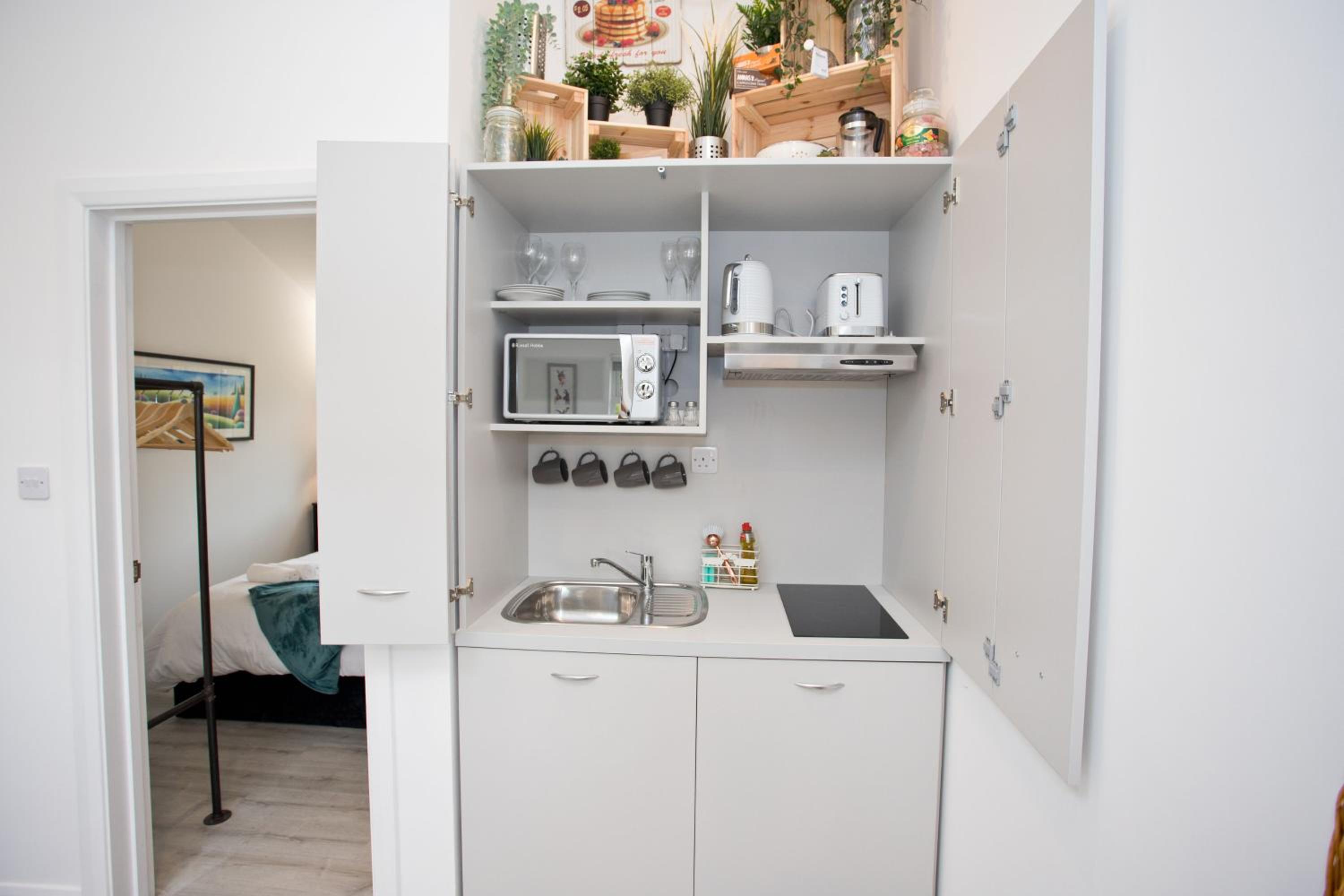 The Bearded Goat Den - A rural retreat at this modern holiday cottage, photo 20