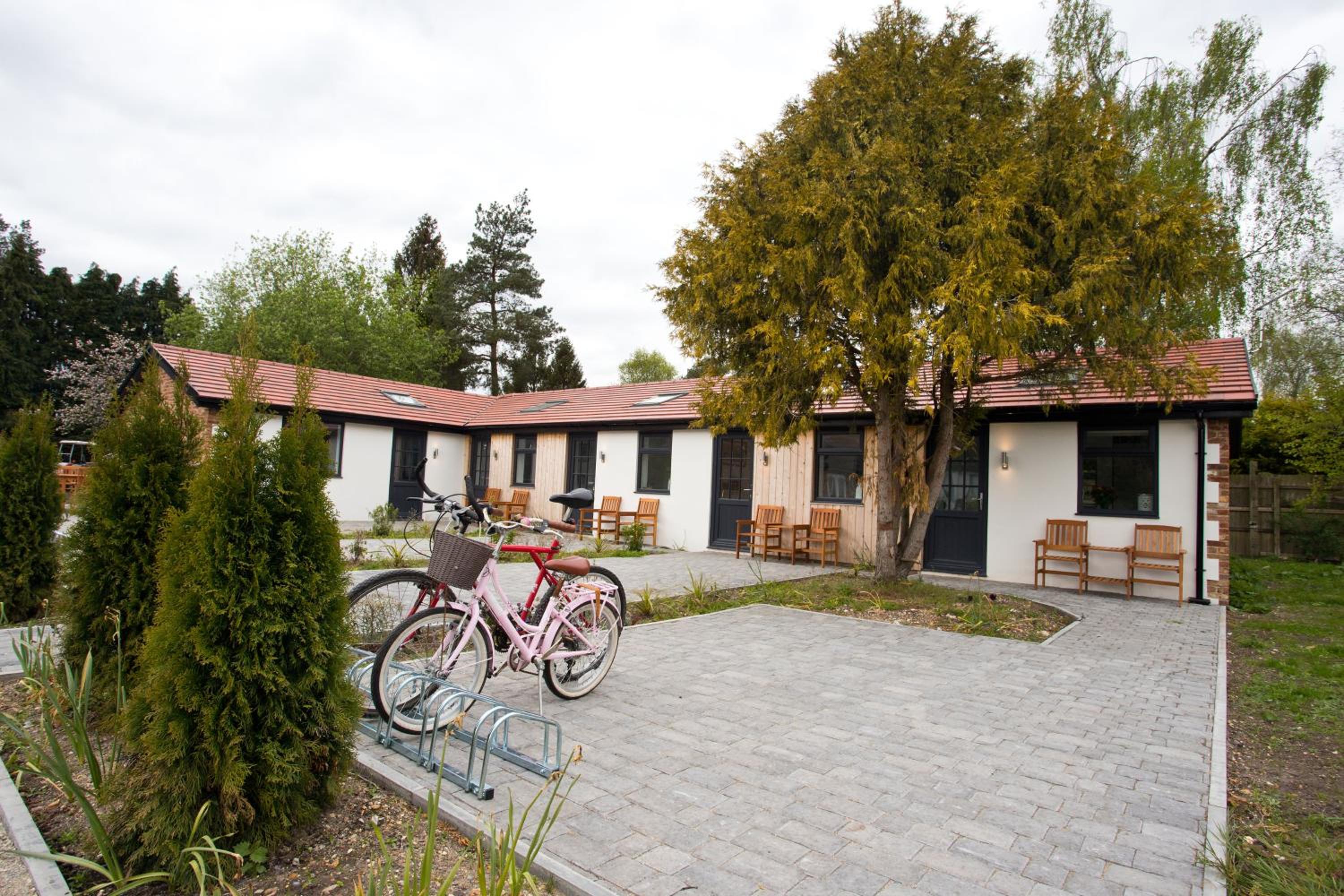 The Bearded Goat Den - A rural retreat at this modern holiday cottage