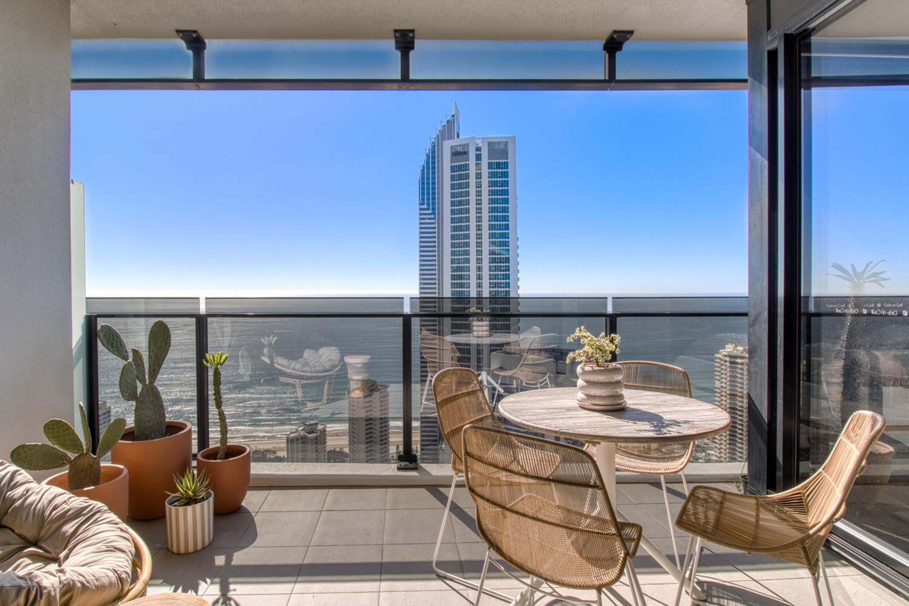 Circle on Cavill - Hosted by Coastal Letting Co.