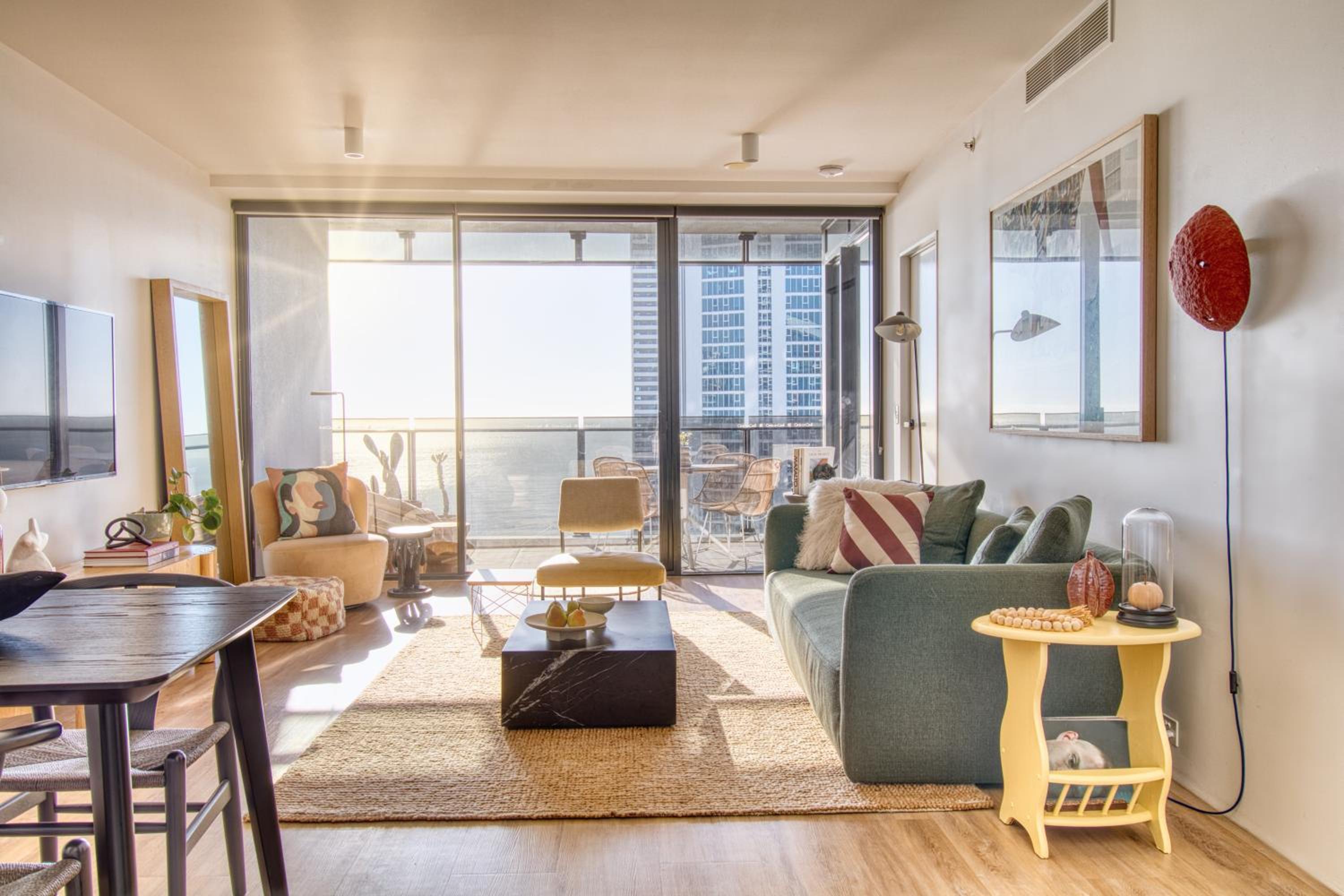 Circle on Cavill - Hosted by Coastal Letting Co.