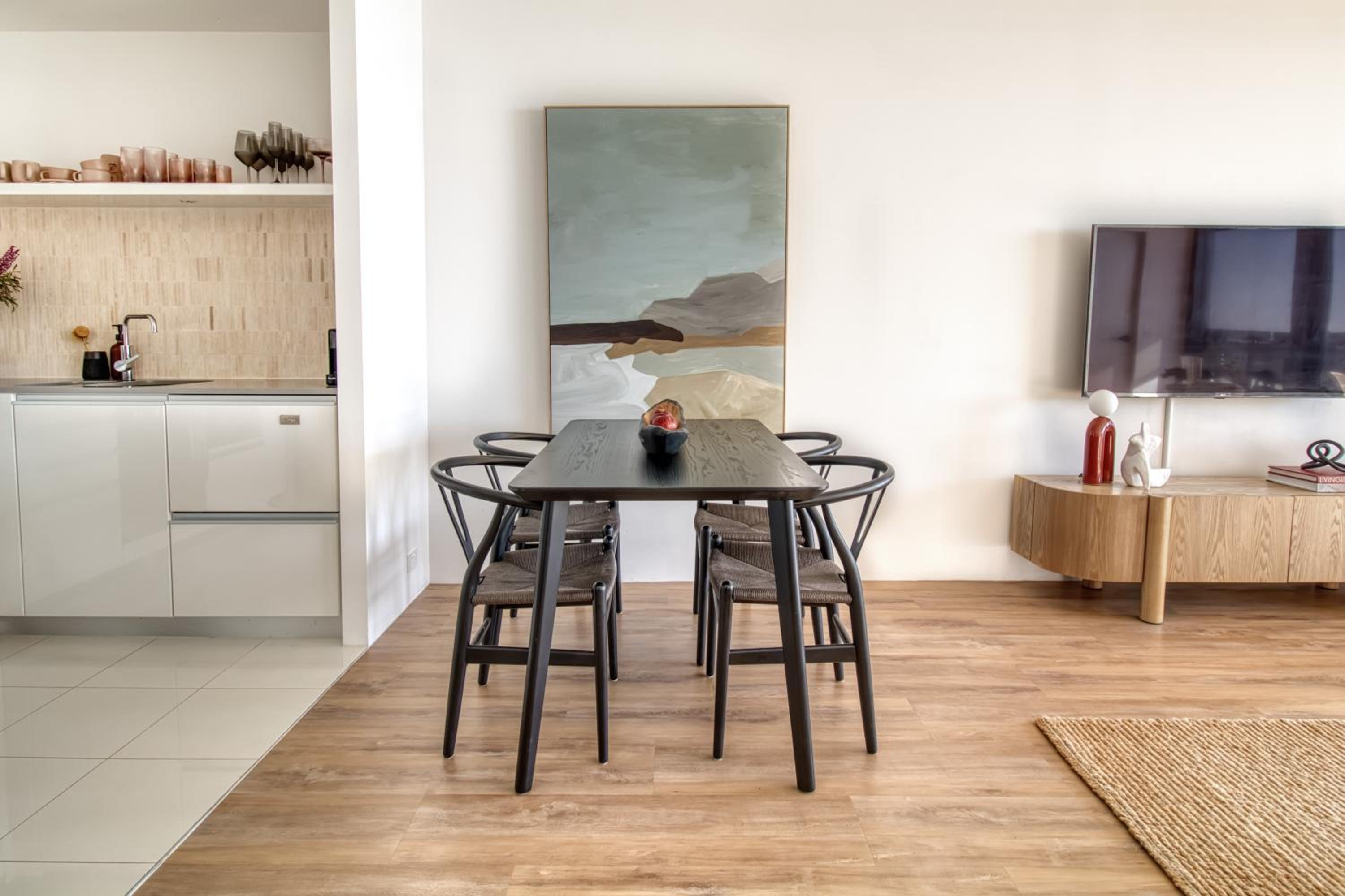 Circle on Cavill - Hosted by Coastal Letting Co.