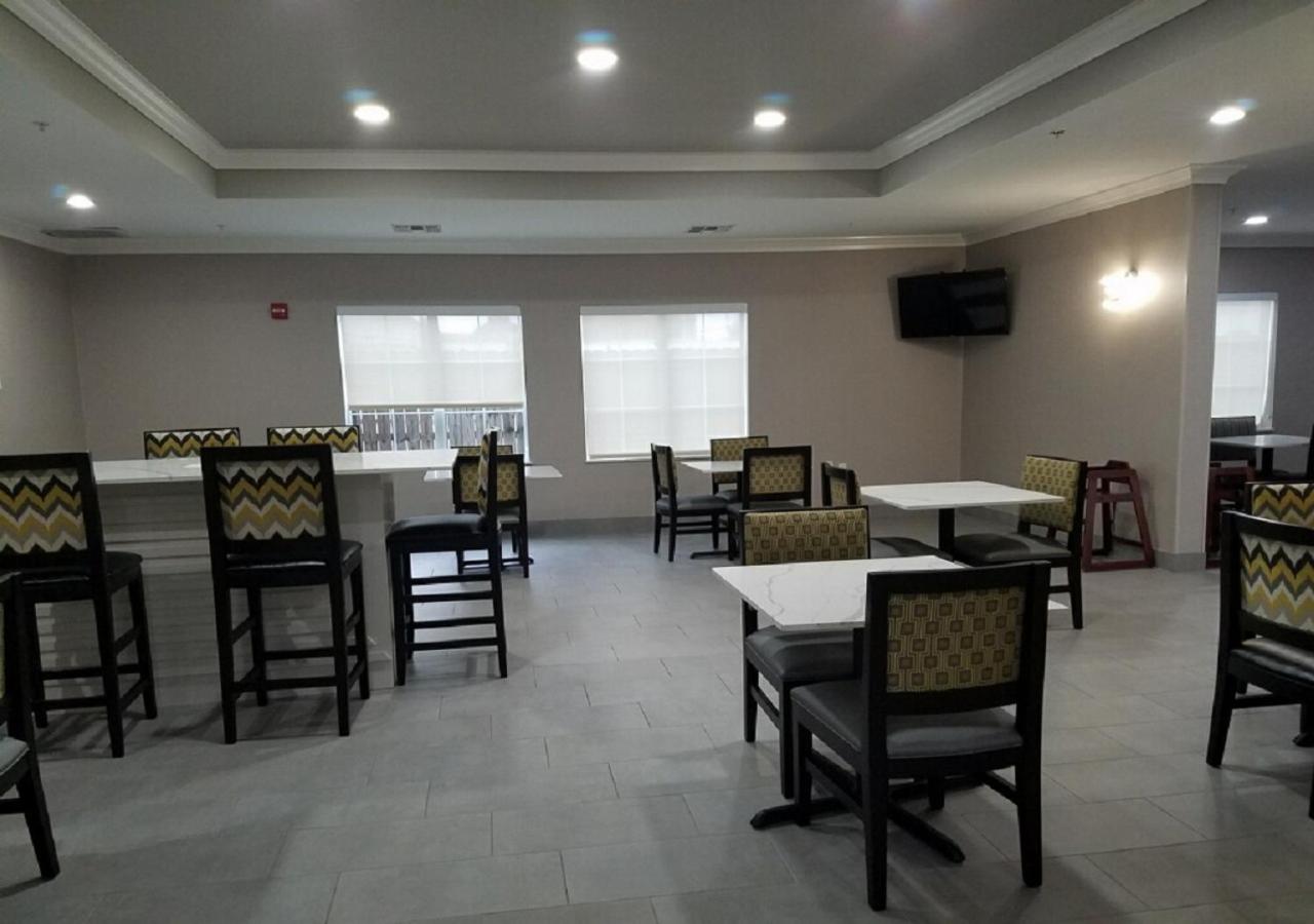La Quinta by Wyndham Houston - Magnolia - Property Image 23
