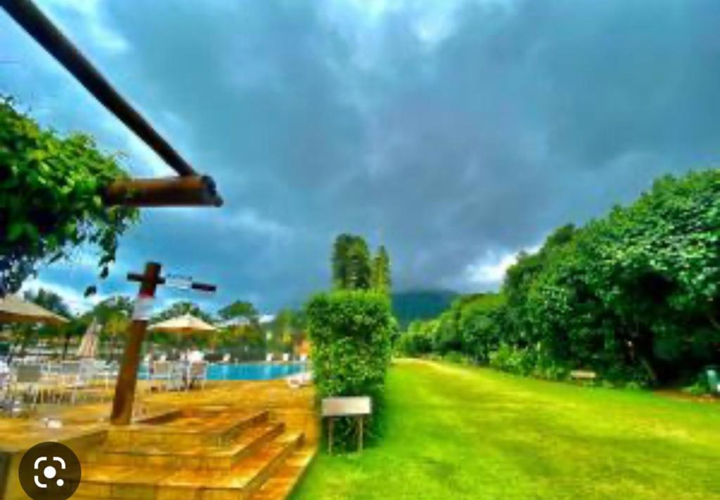Casa Maresias -Condomínio Reserva Mata Azul 100 metros da Praia