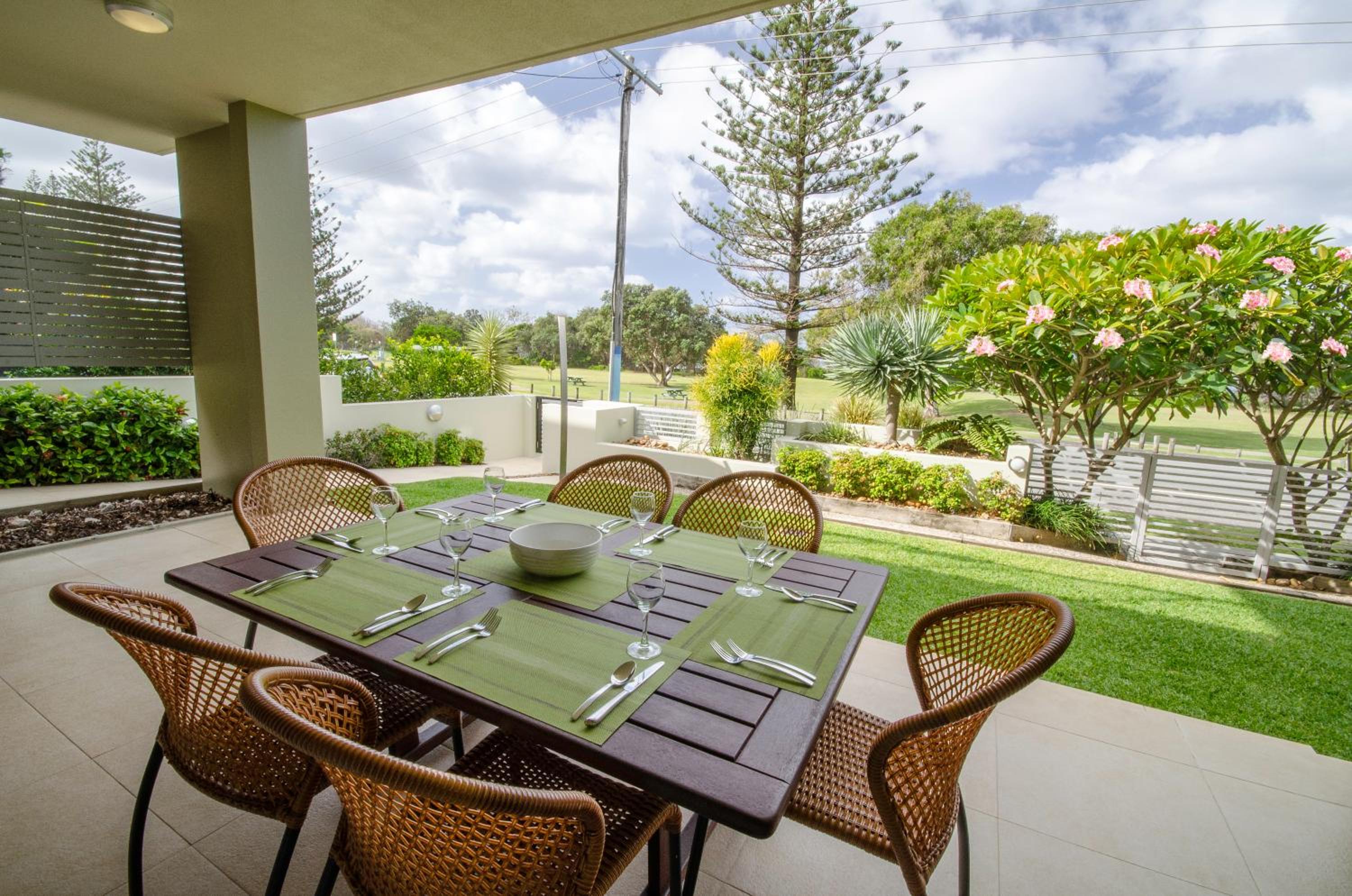 Ming Apartments - Holiday Management