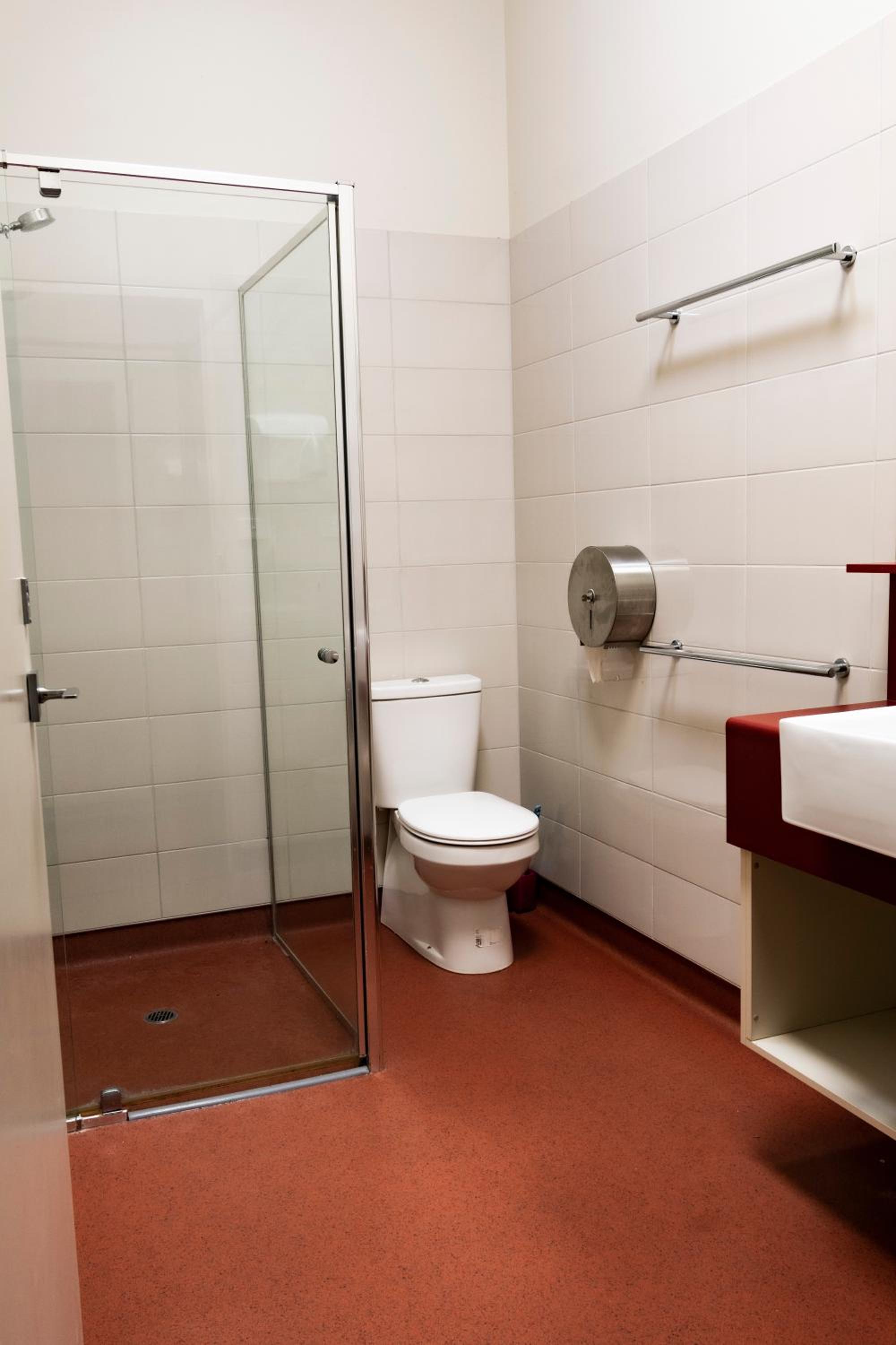 Bellarine Lodge Sleeps 30