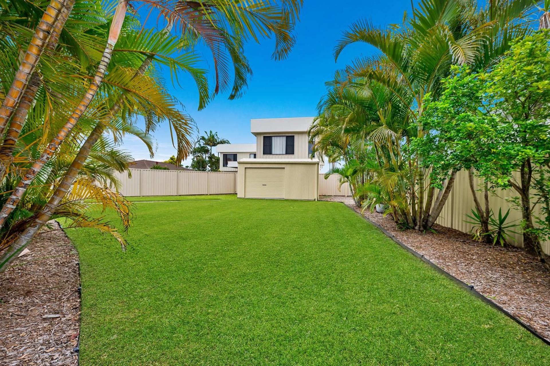 Luxury home in the heart of Burleigh