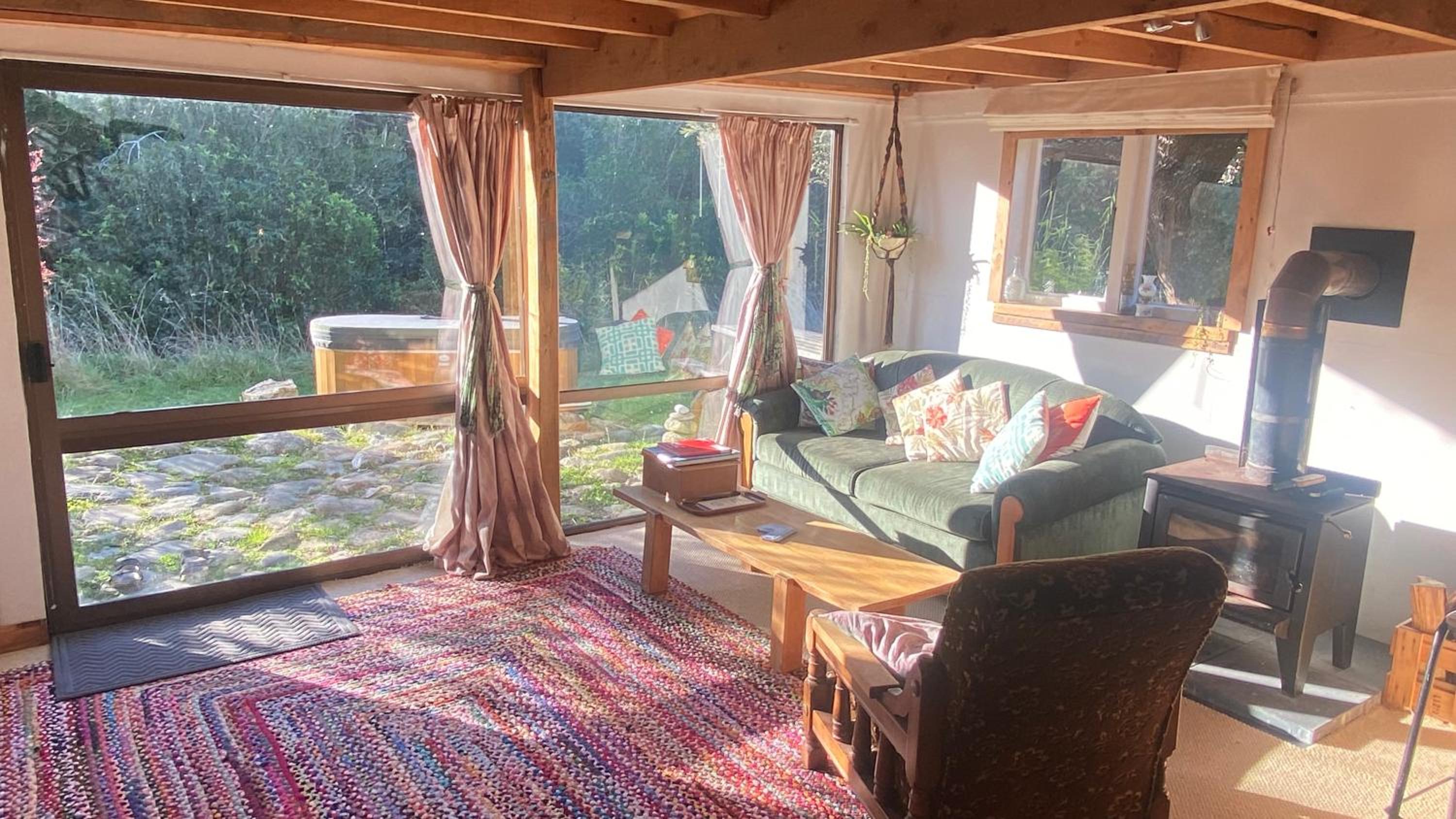 Alpacas Off Grid - Eco Cabin