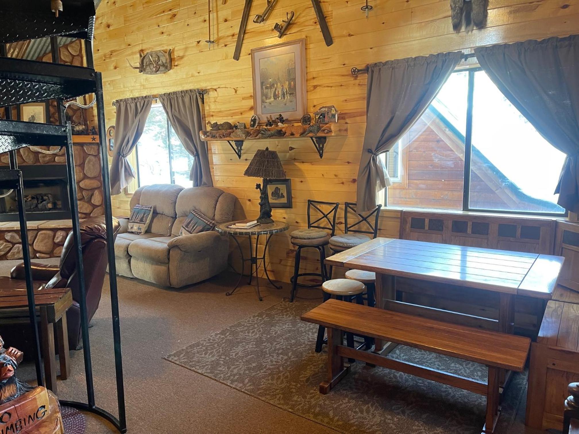 Cox Cabin On The River view 4
