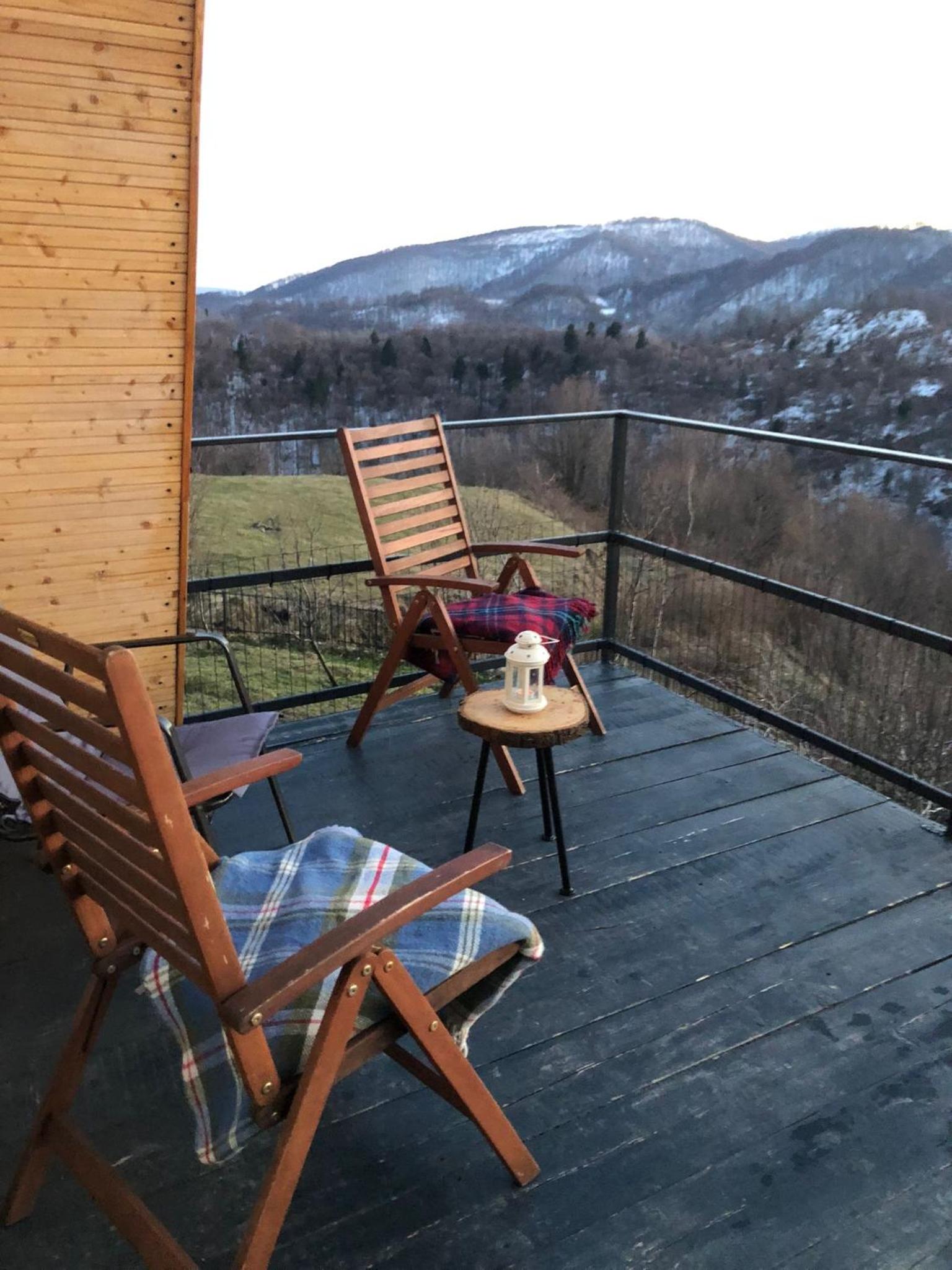 Cabana A-Frame Refugiu Montan view 3