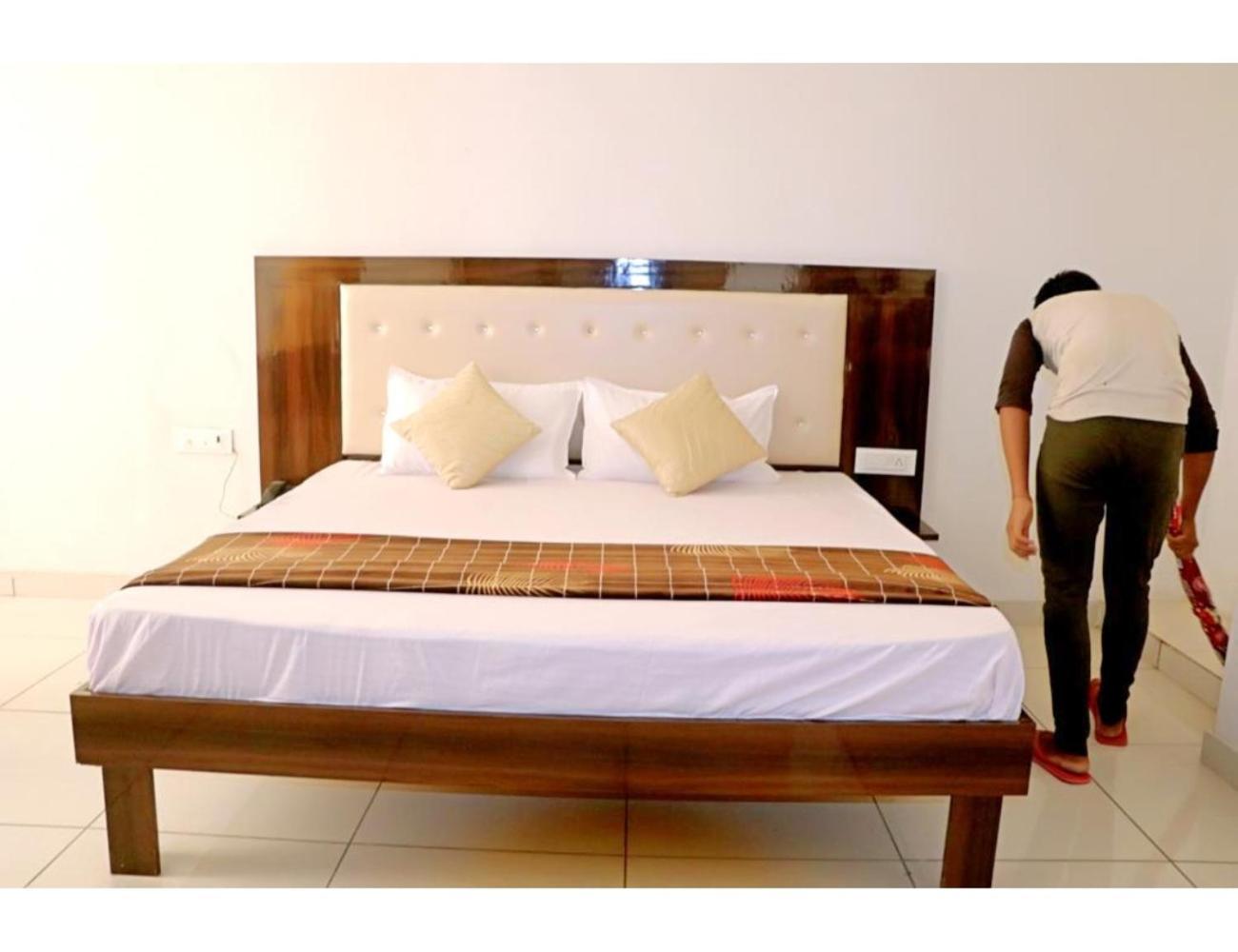 Hotel UV, Haryana view 3