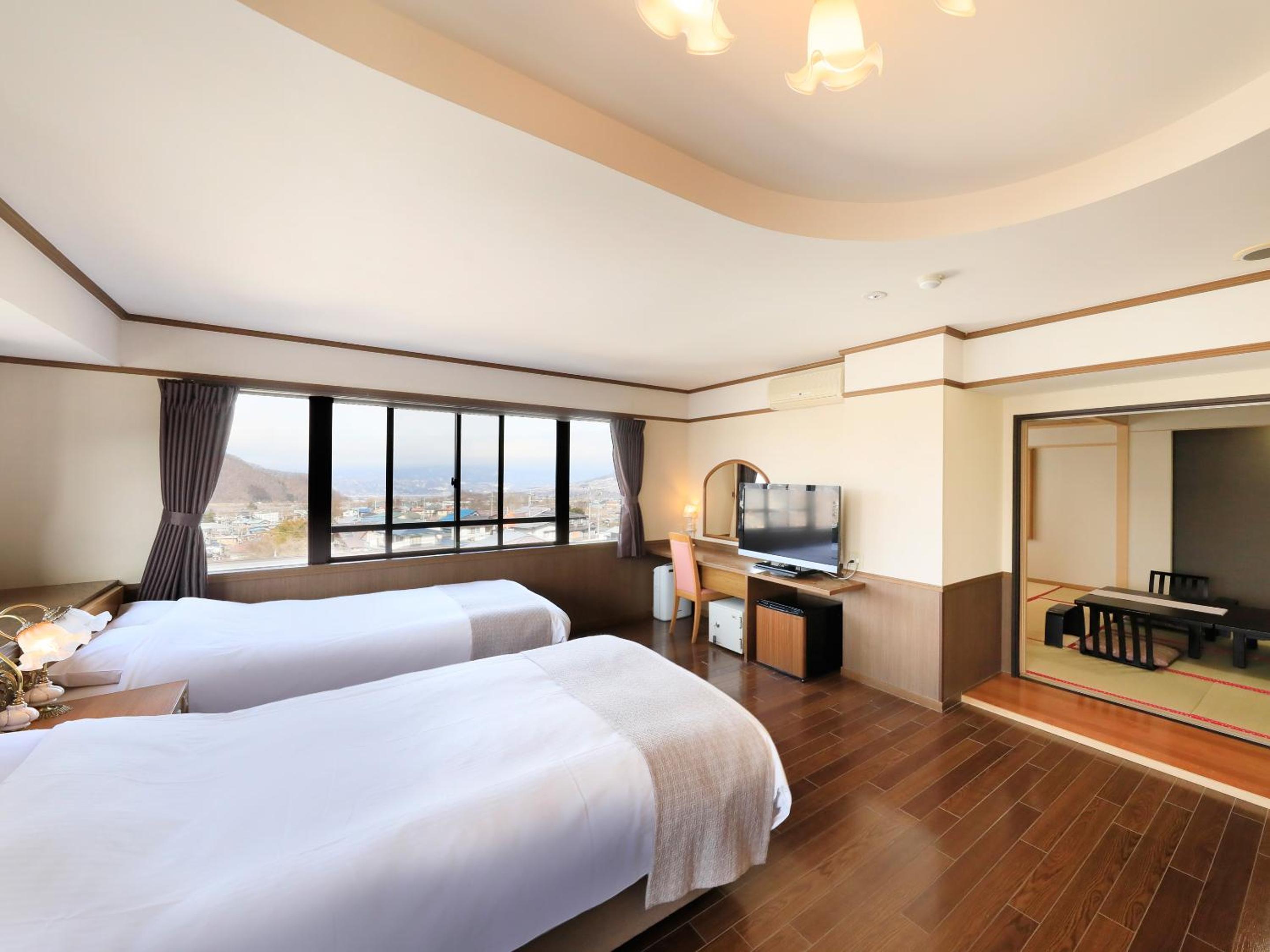 Hotel Tsubakino view 2