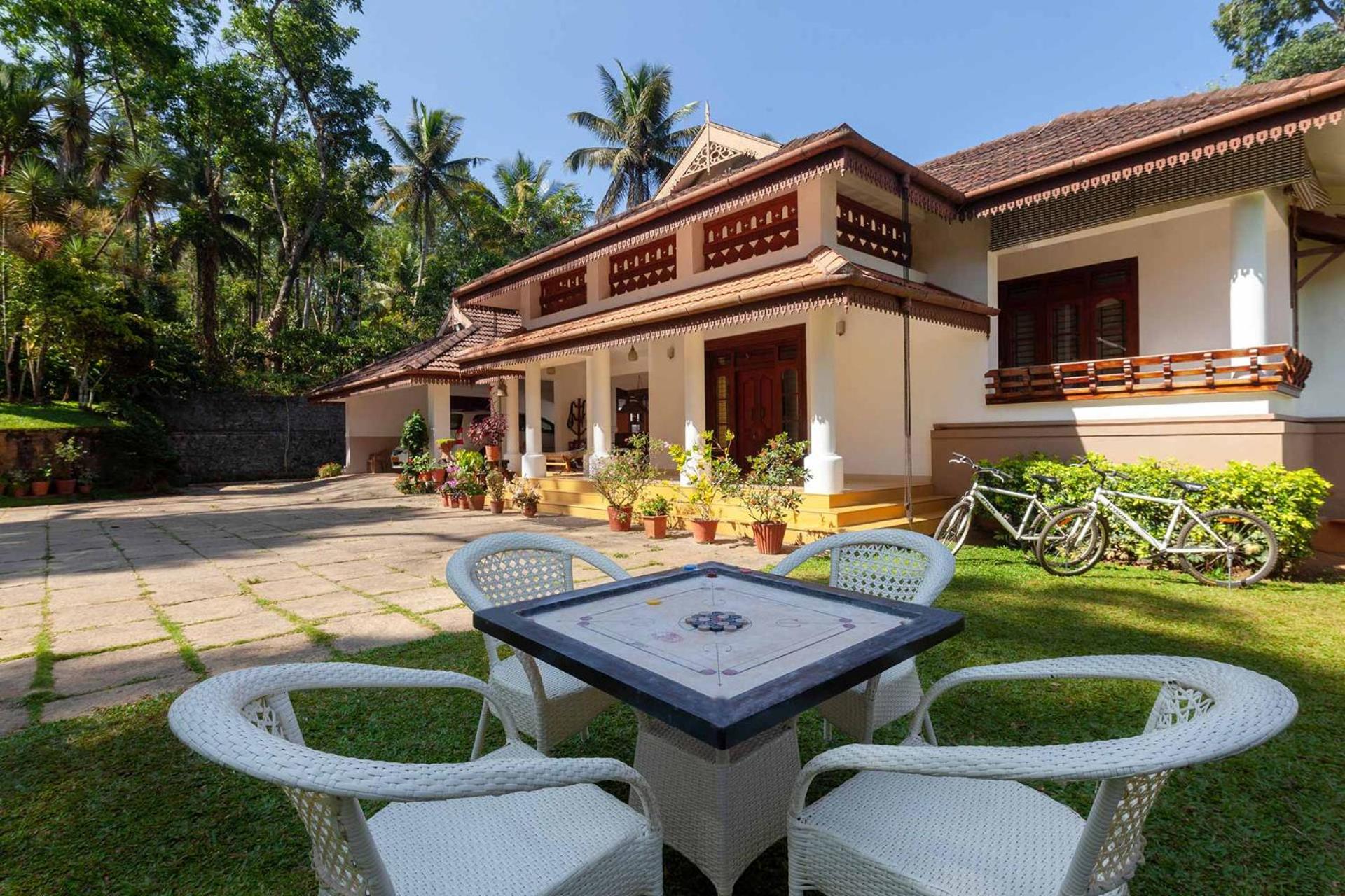Crystal Homestay by StayVista - 4BR view 2
