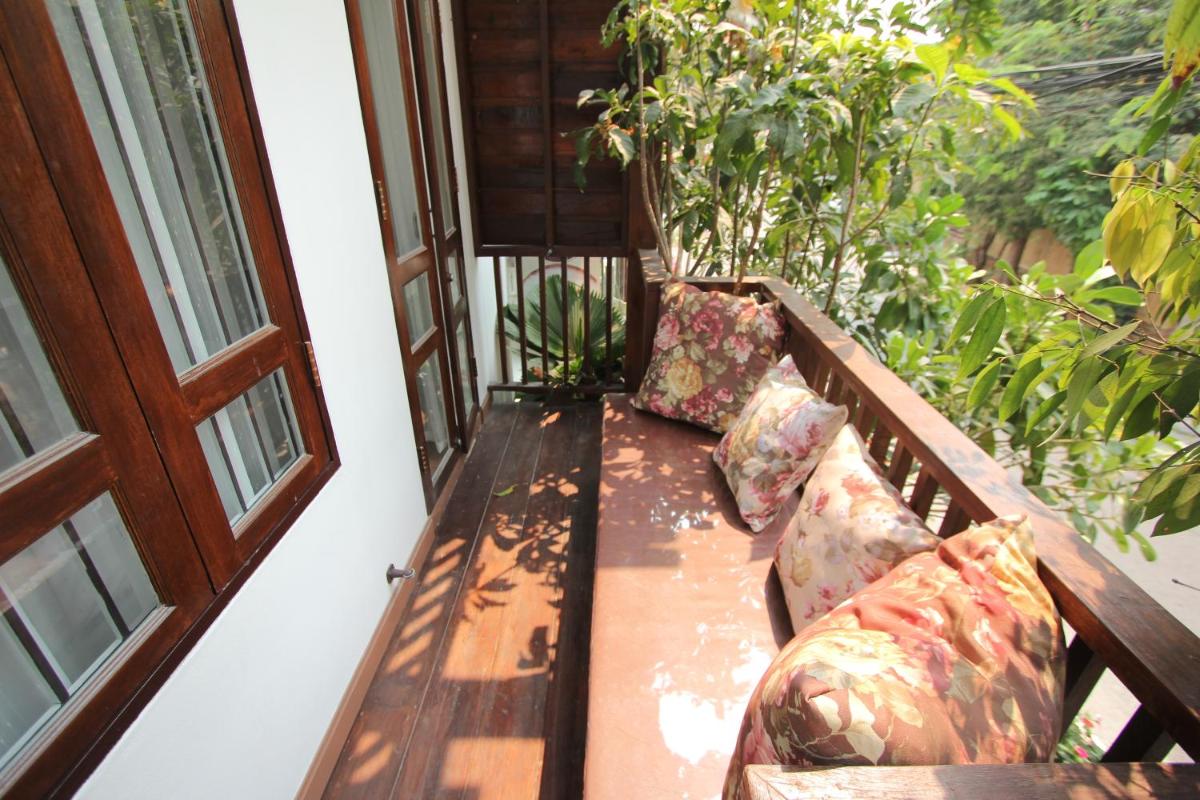Ratchiangsaen Flora House