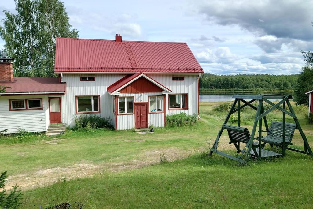 Lappish Summerhouse by the River