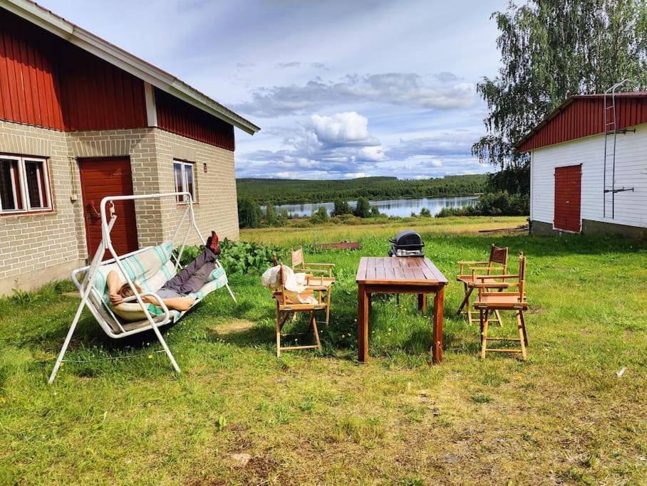 Lappish Summerhouse by the River