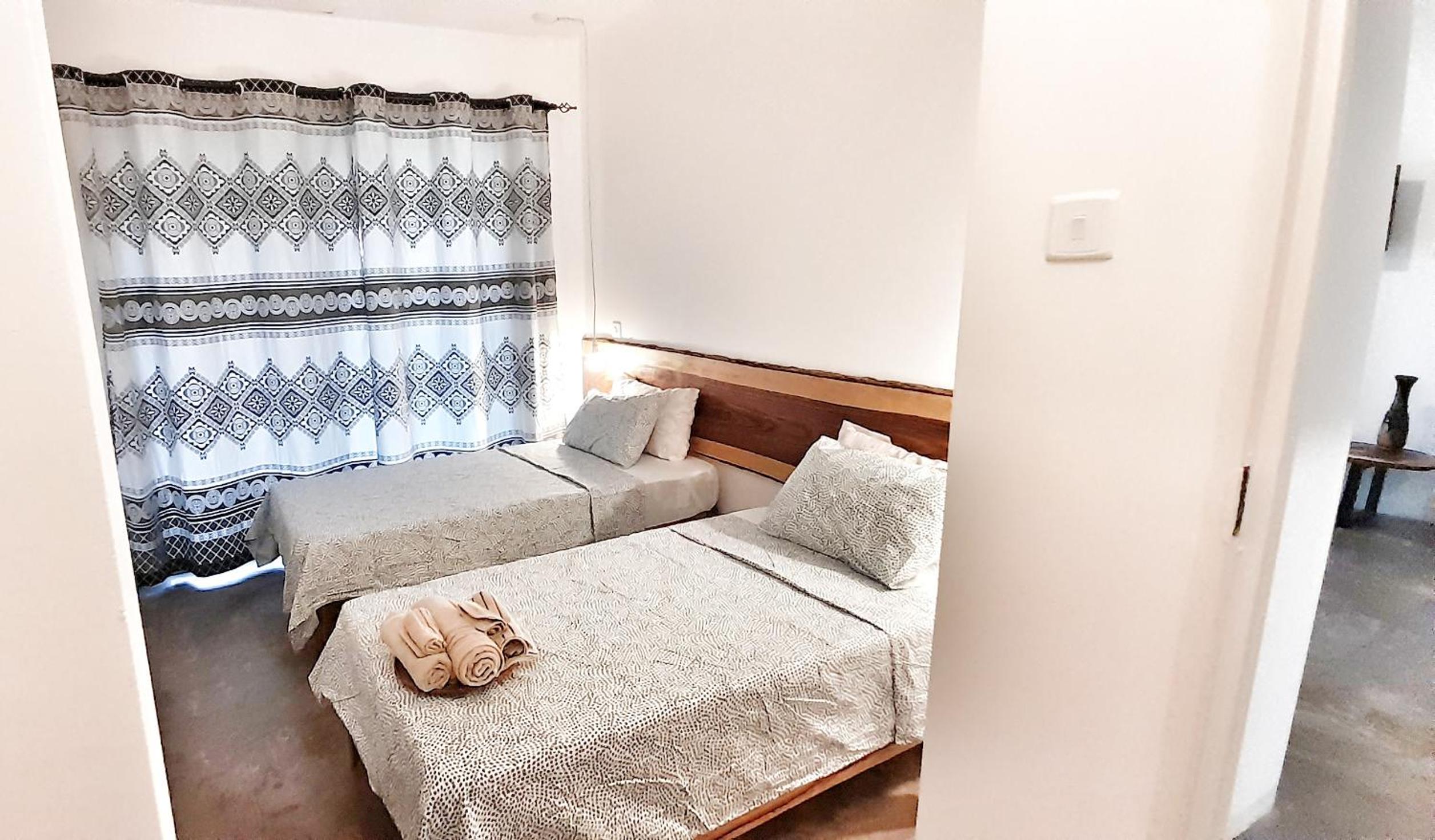 Savanna Tree Apartments - self catering town center