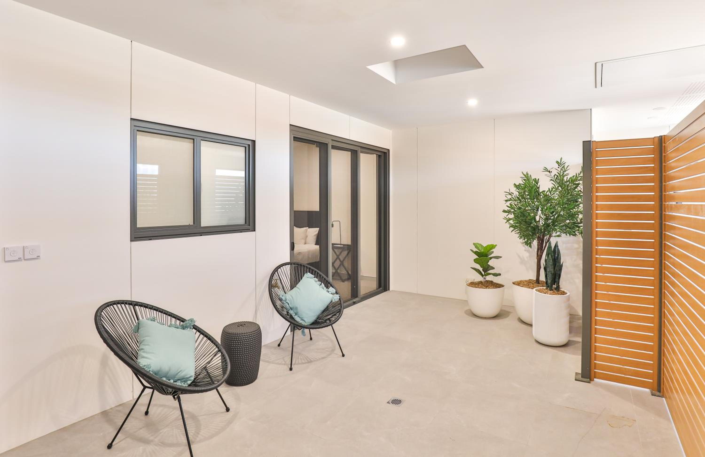 Indulge Apartments - City View Penthouses
