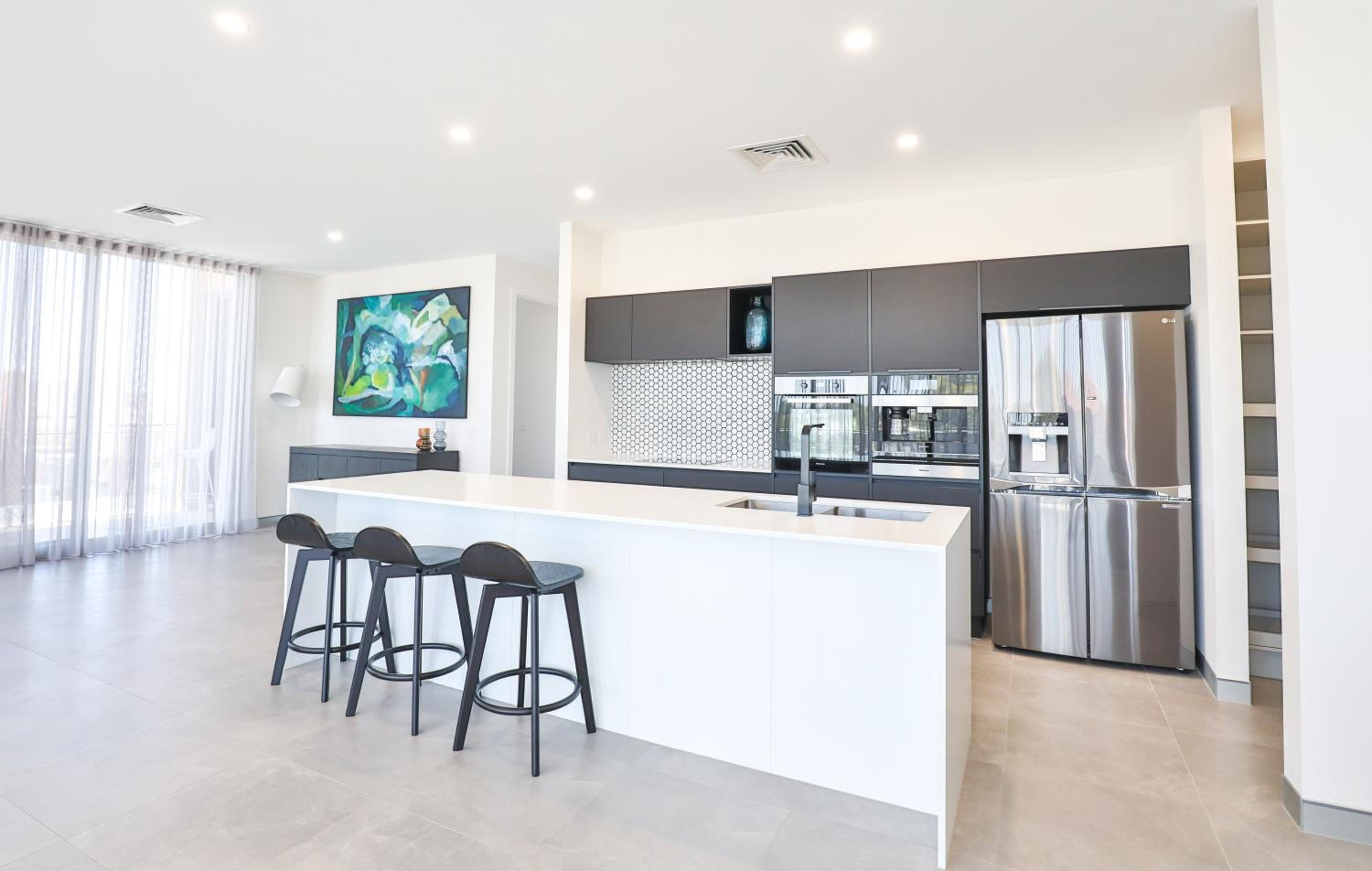 Indulge Apartments - City View Penthouses