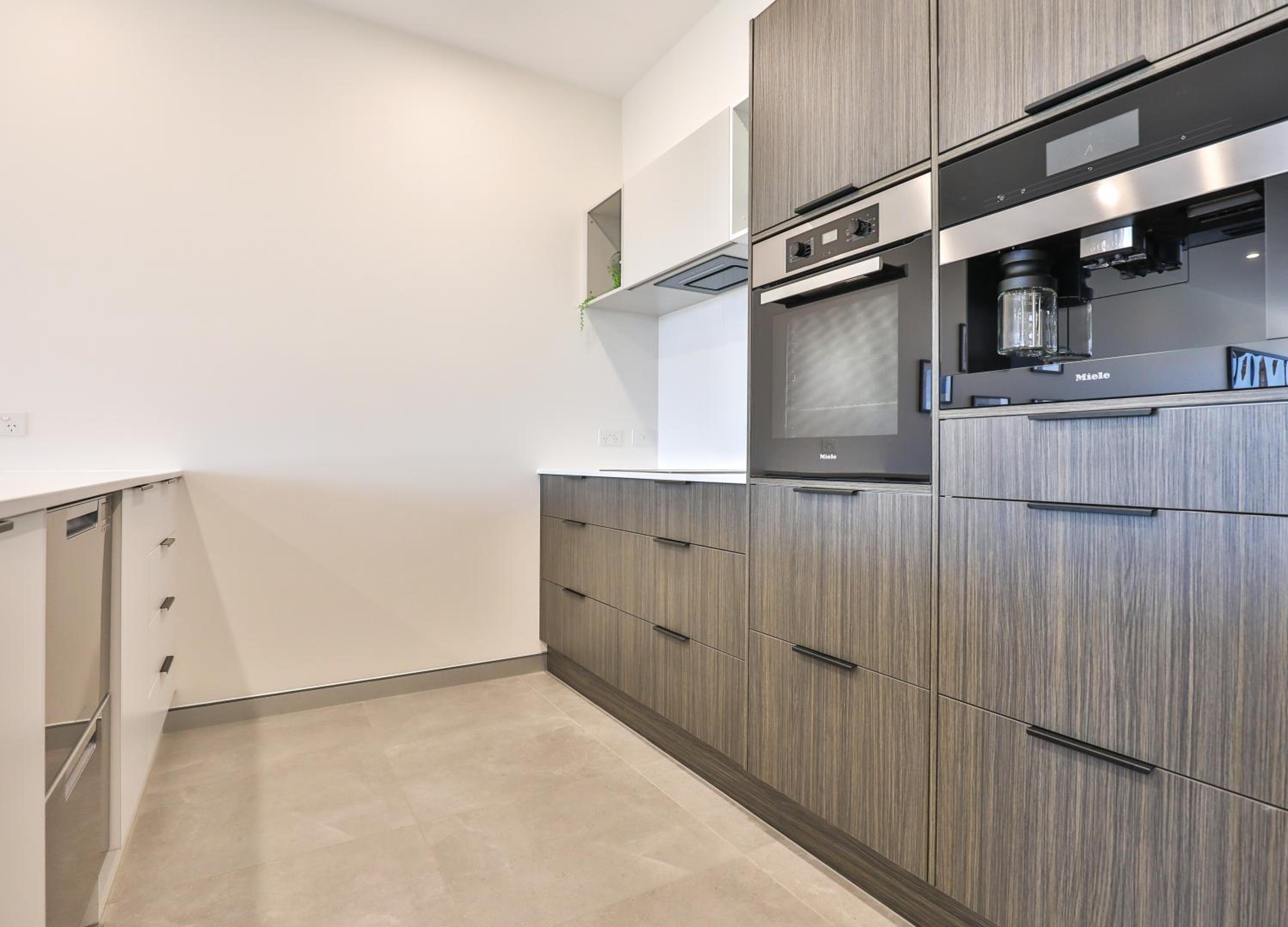 Indulge Apartments - City View Penthouses