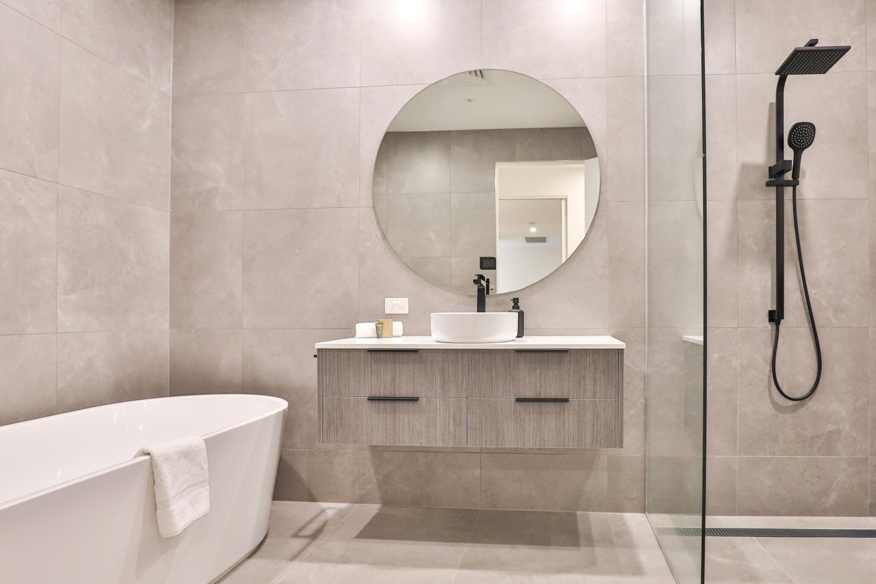 Indulge Apartments - City View Penthouses