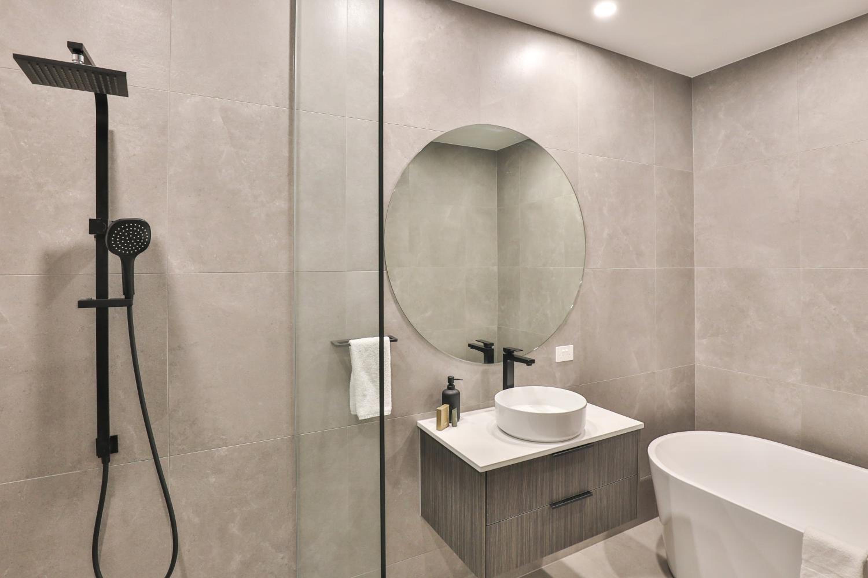 Indulge Apartments - City View Penthouses