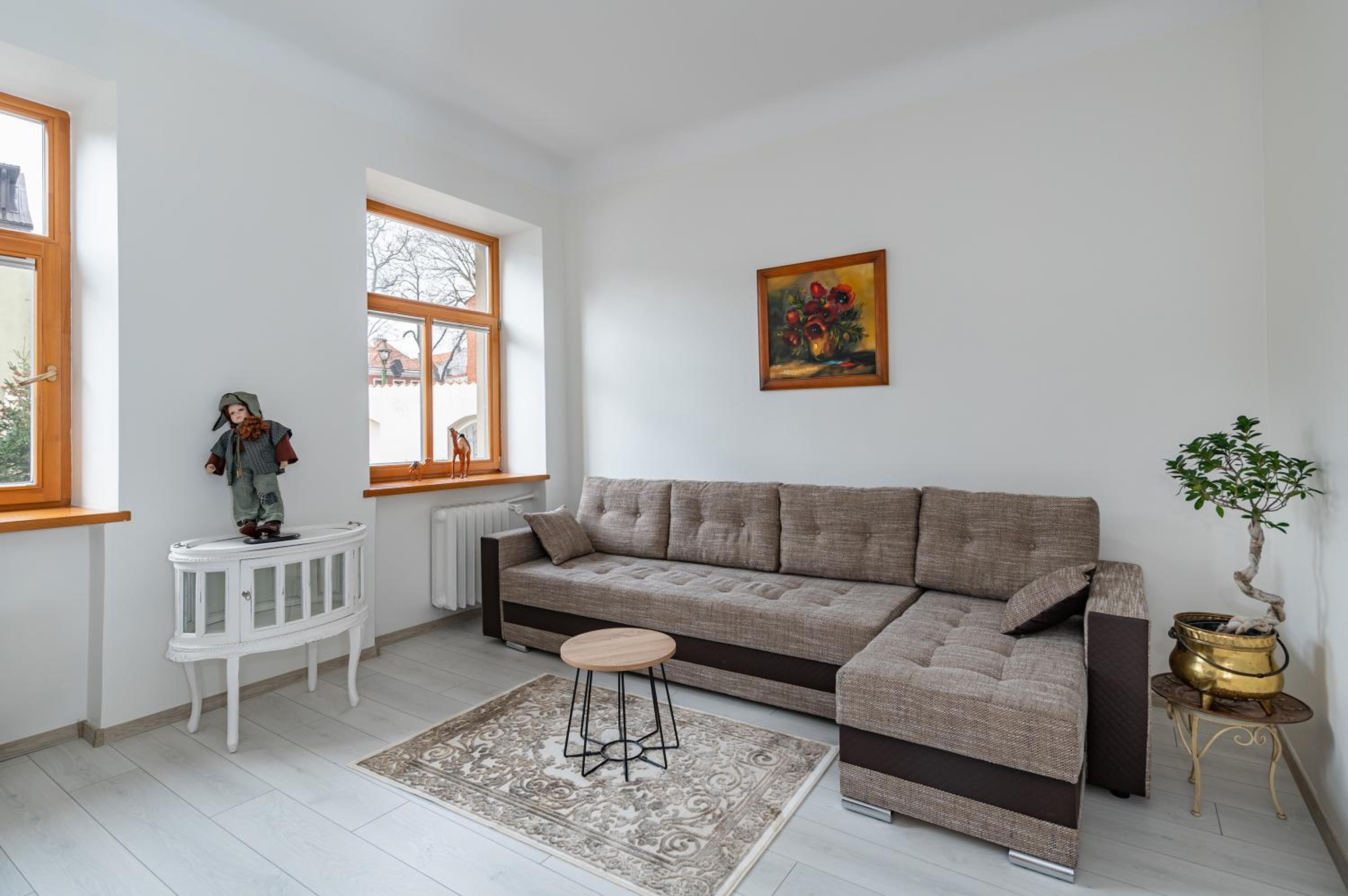 Sophisticated Old town apartment by Polo Apartments view 2