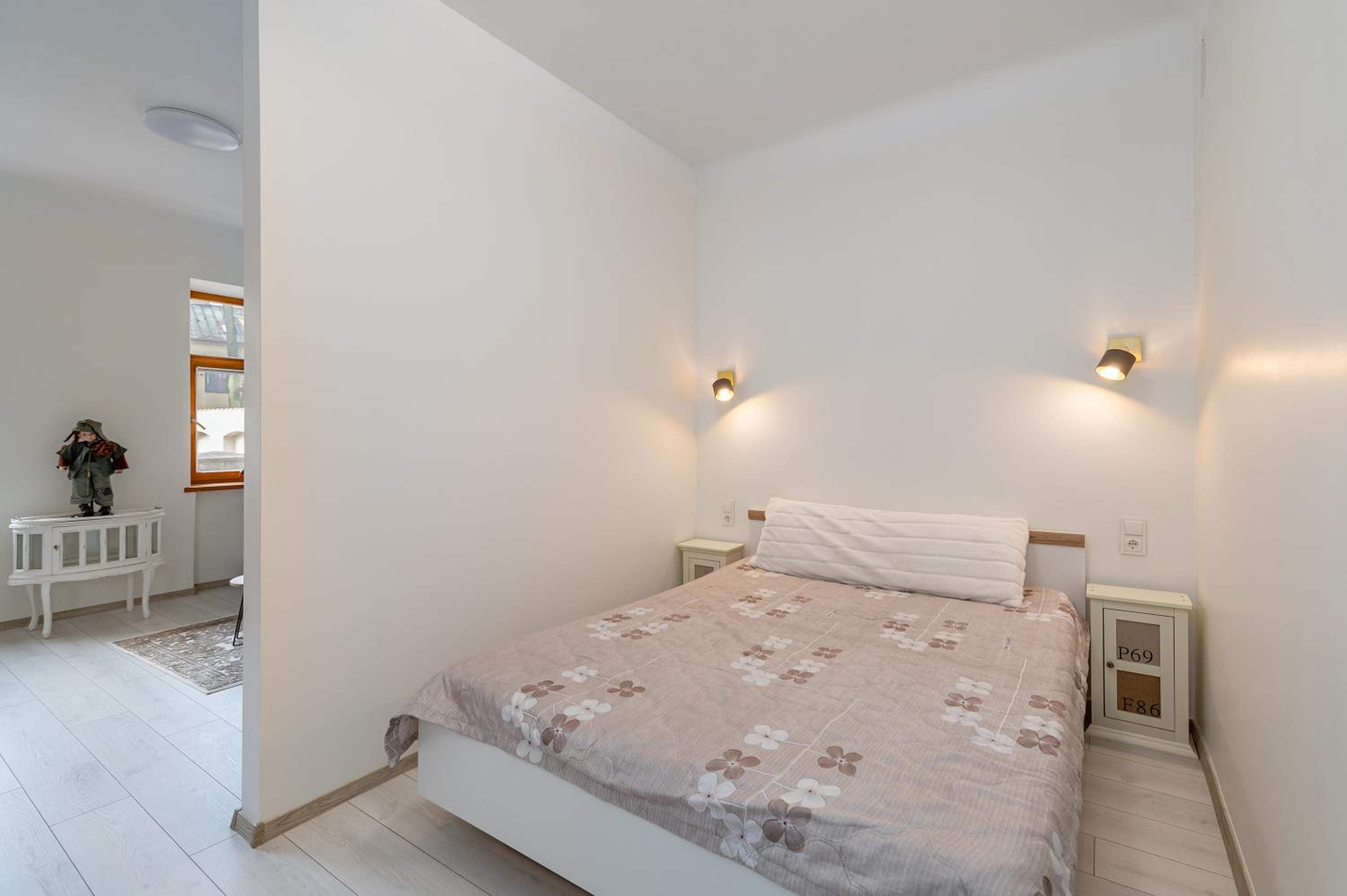 Sophisticated Old town apartment by Polo Apartments view 5