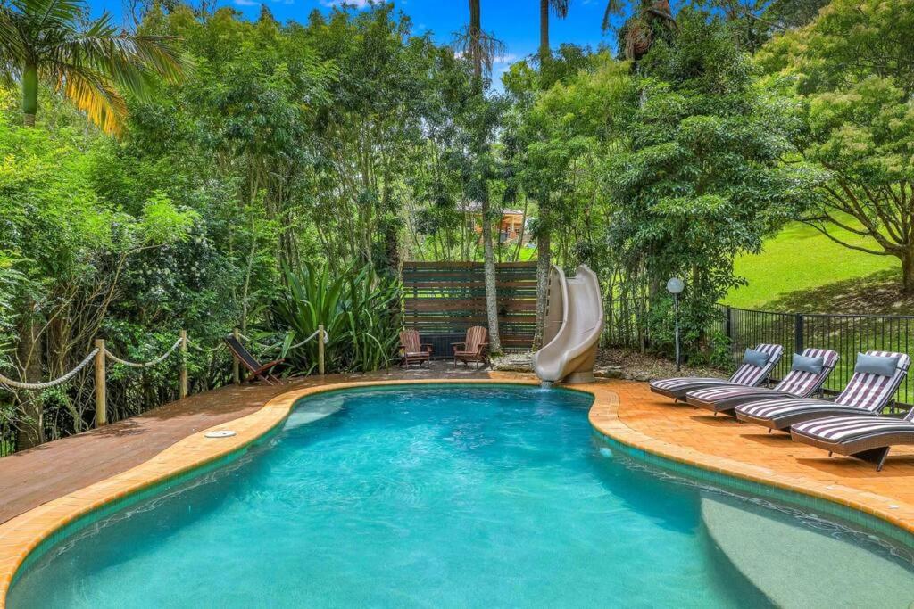 Family Acreage -Miniature Horses -Heated Pool w Slide