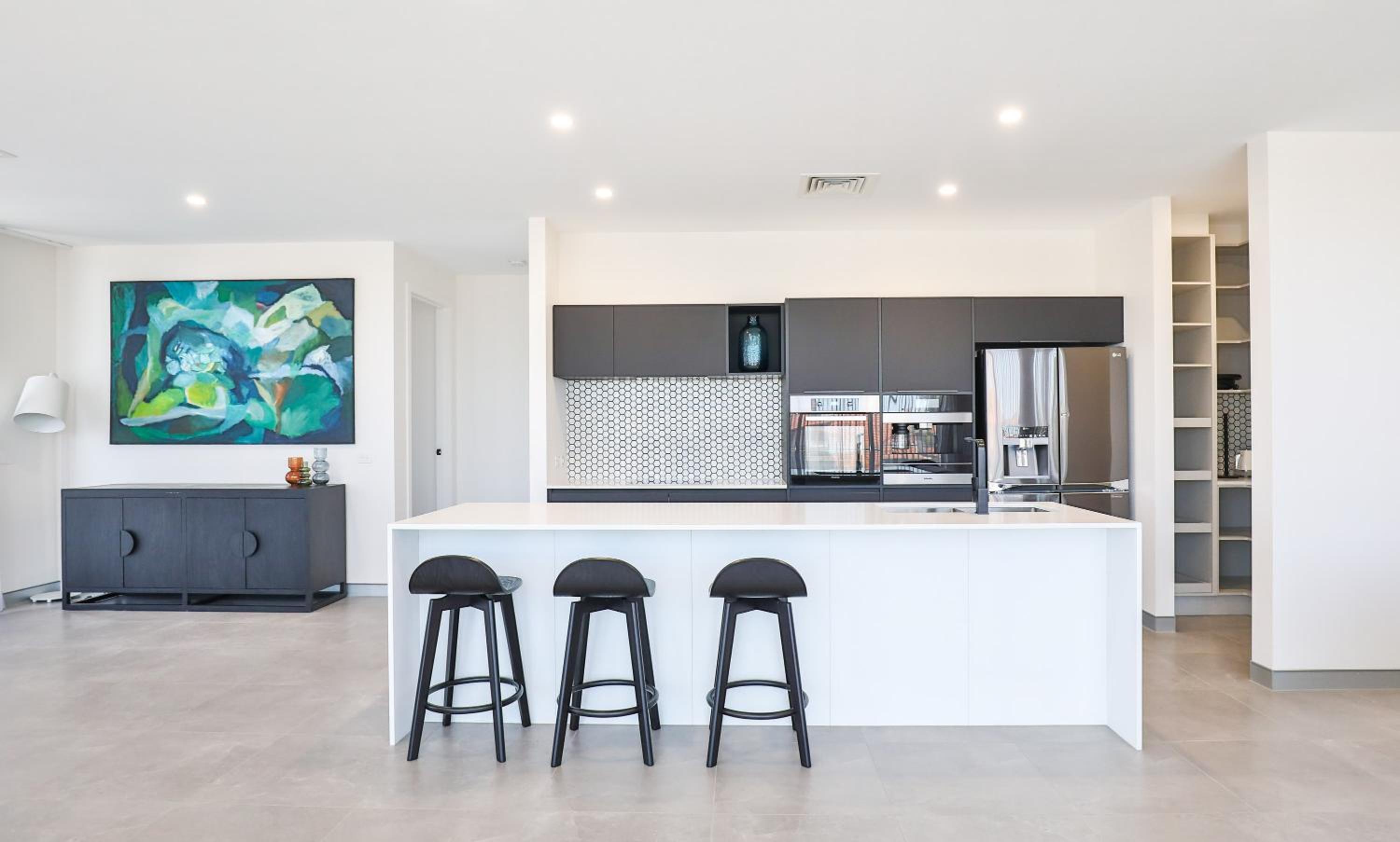 Indulge Apartments - City View Penthouses
