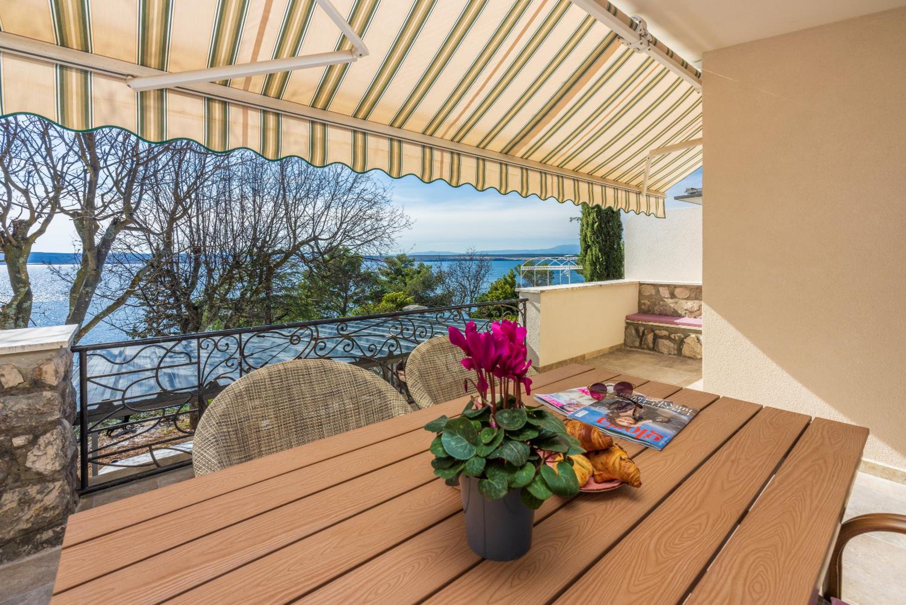 Holiday home Viktorija view 2