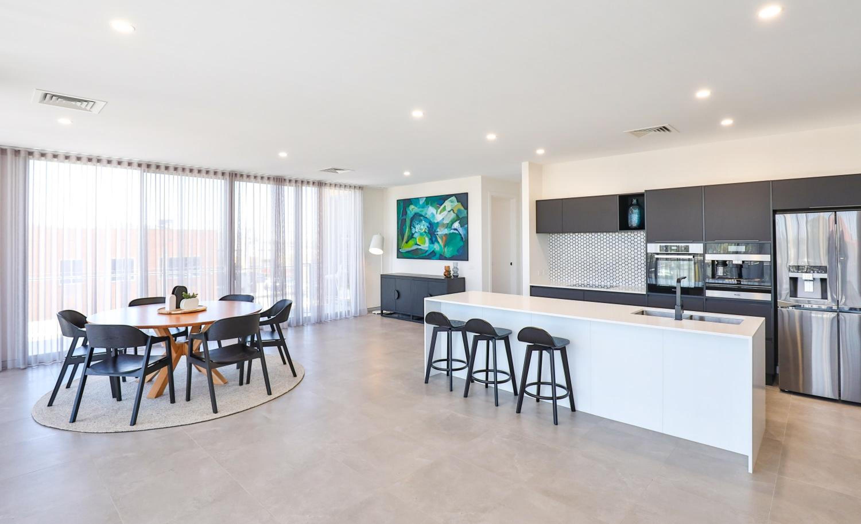Indulge Apartments - City View Penthouses