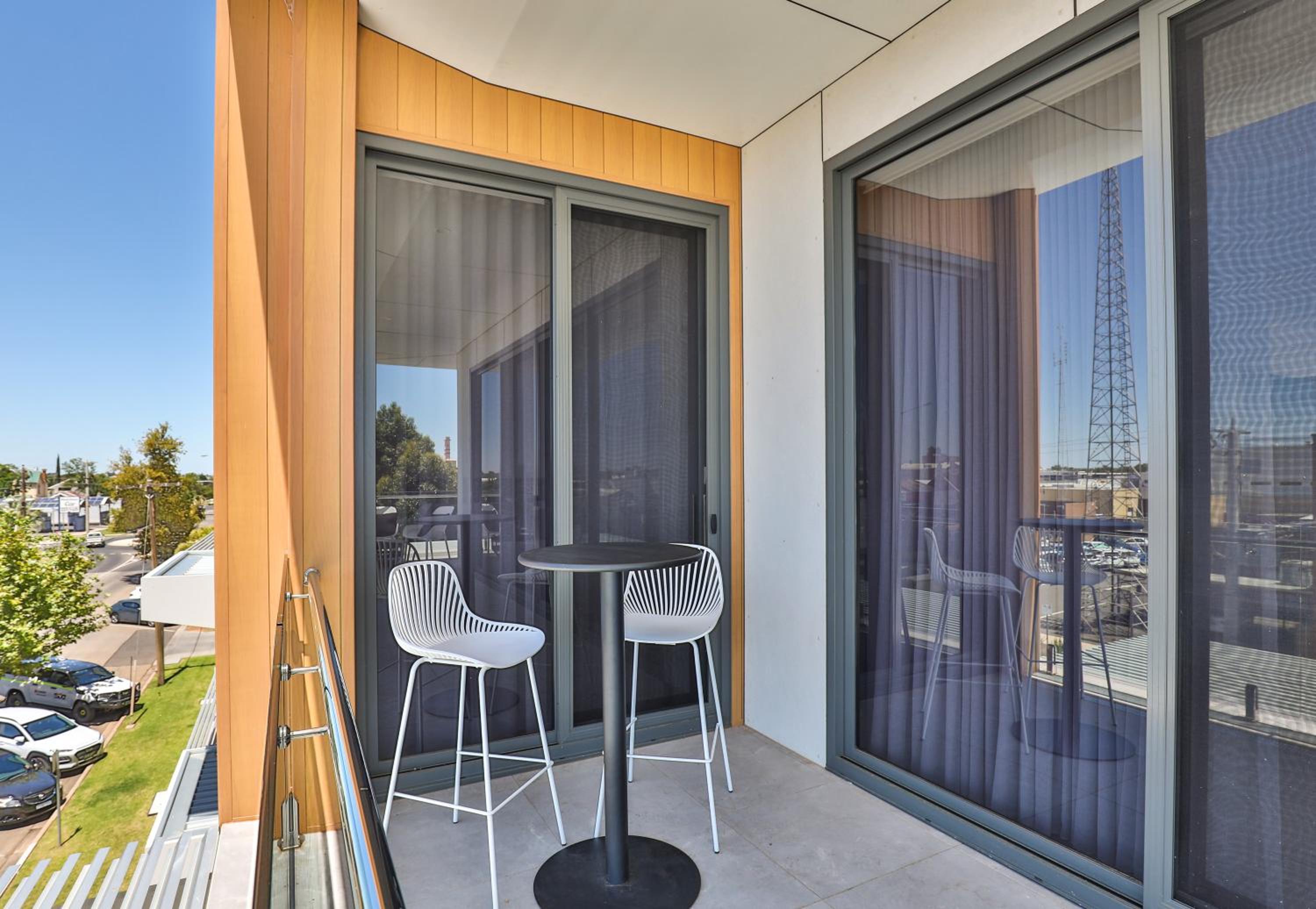 Indulge Apartments - City View Penthouses