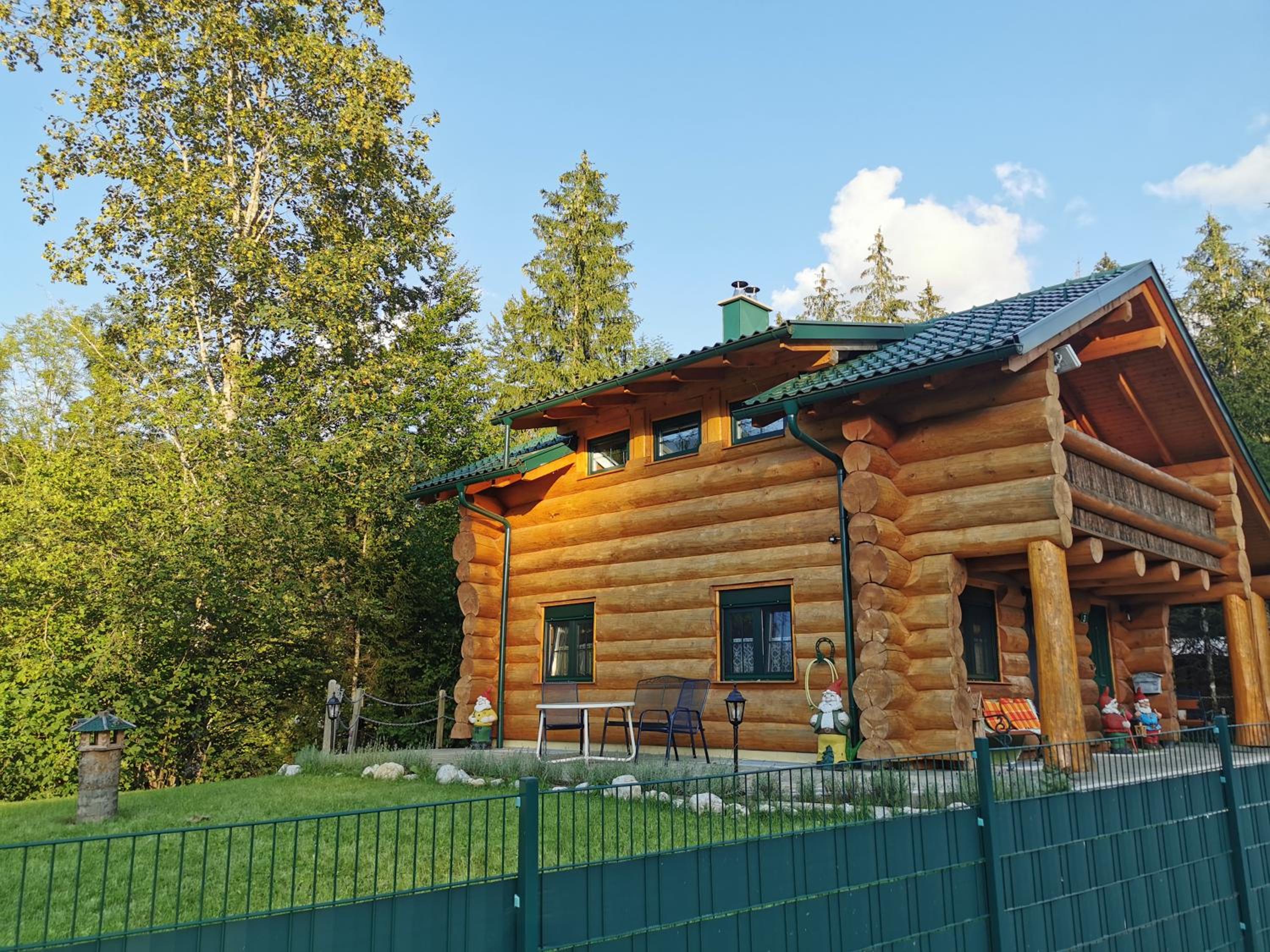 Ferienwohnungen Blockhaus - Zwergenhäusl Grünau im Almtal view 2