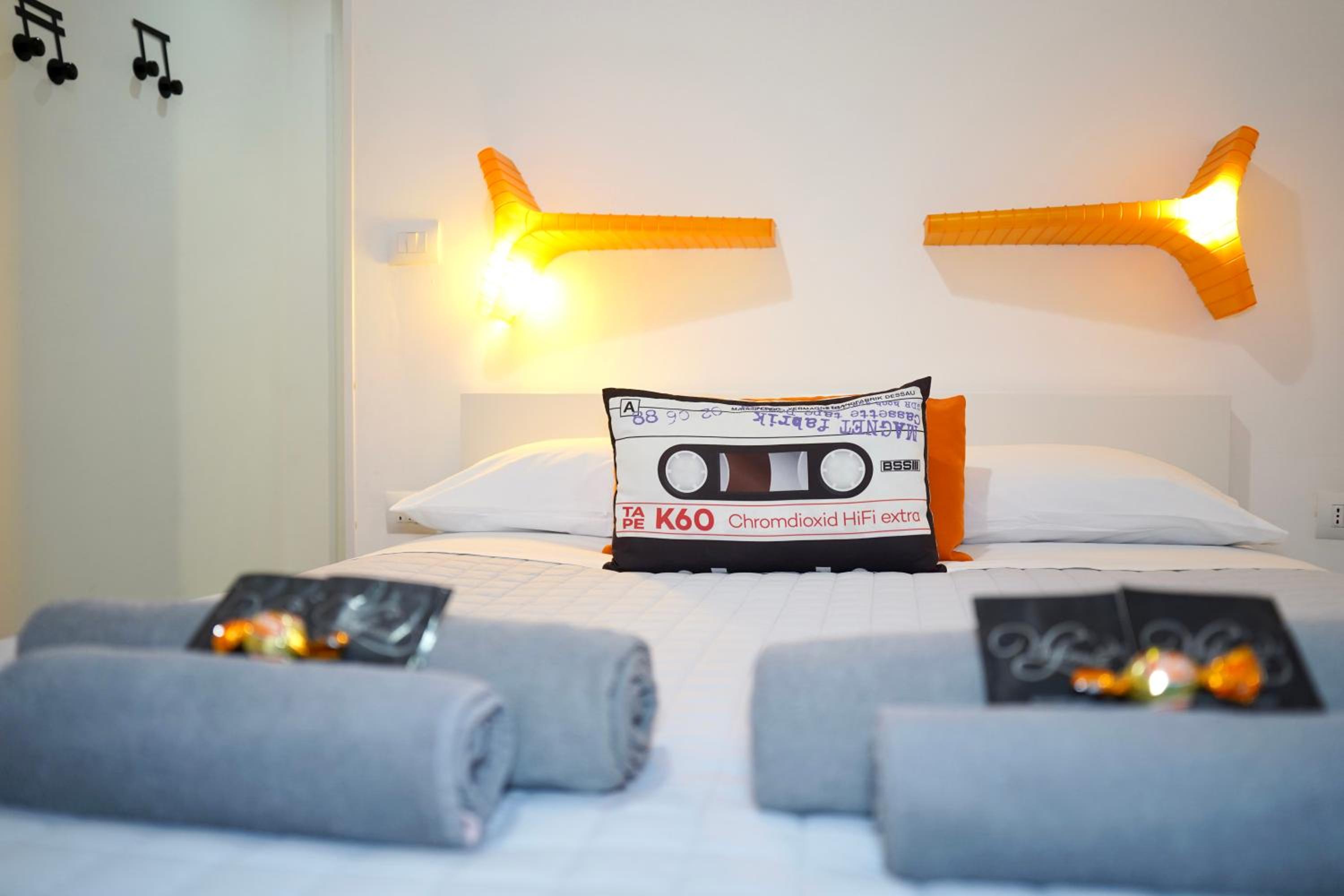 B&B Arts And Music
