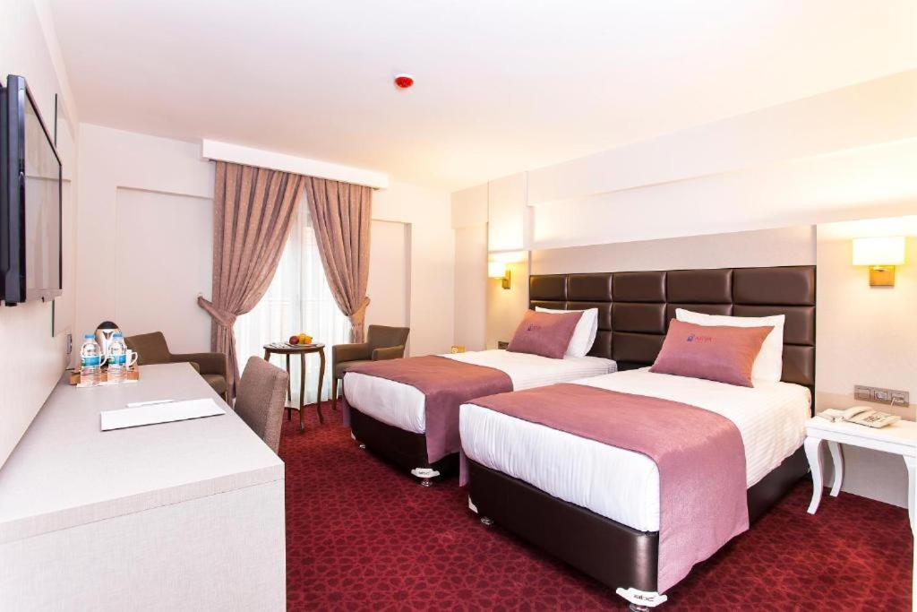 Perla Arya Hotel - Image 19