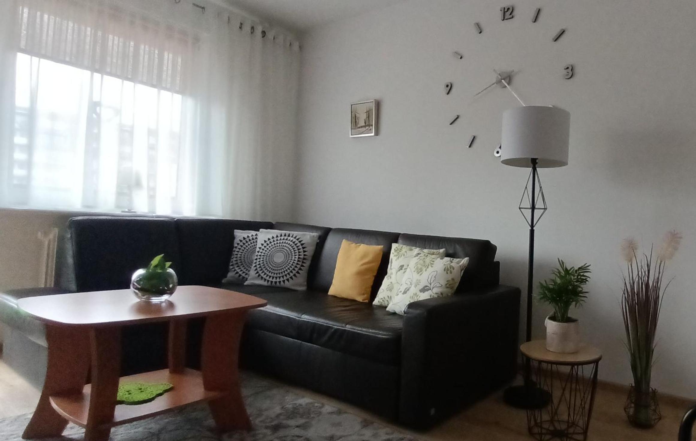 Pomaranczowa Apartment view 4