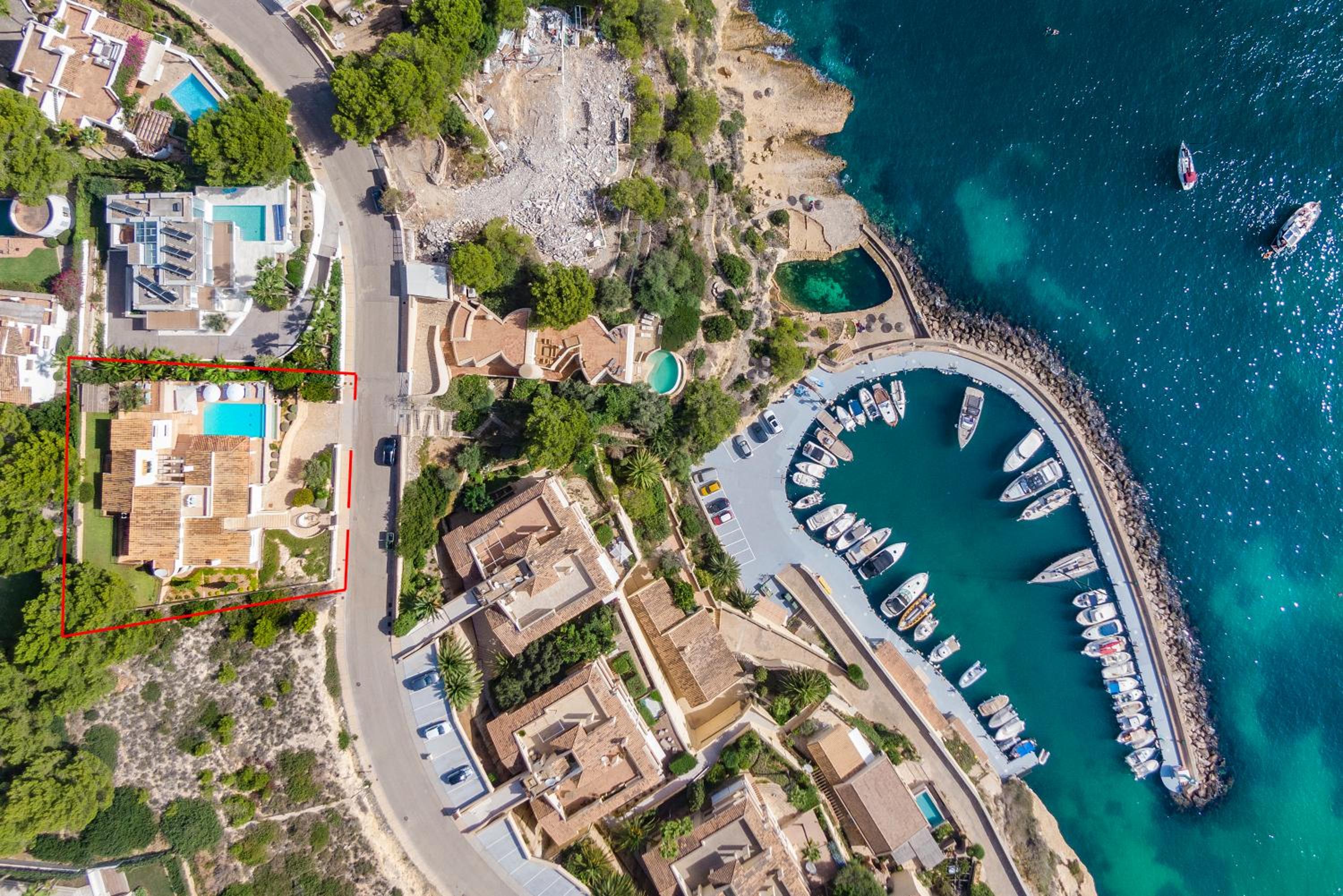 Luxury Villa with panoramic sea views