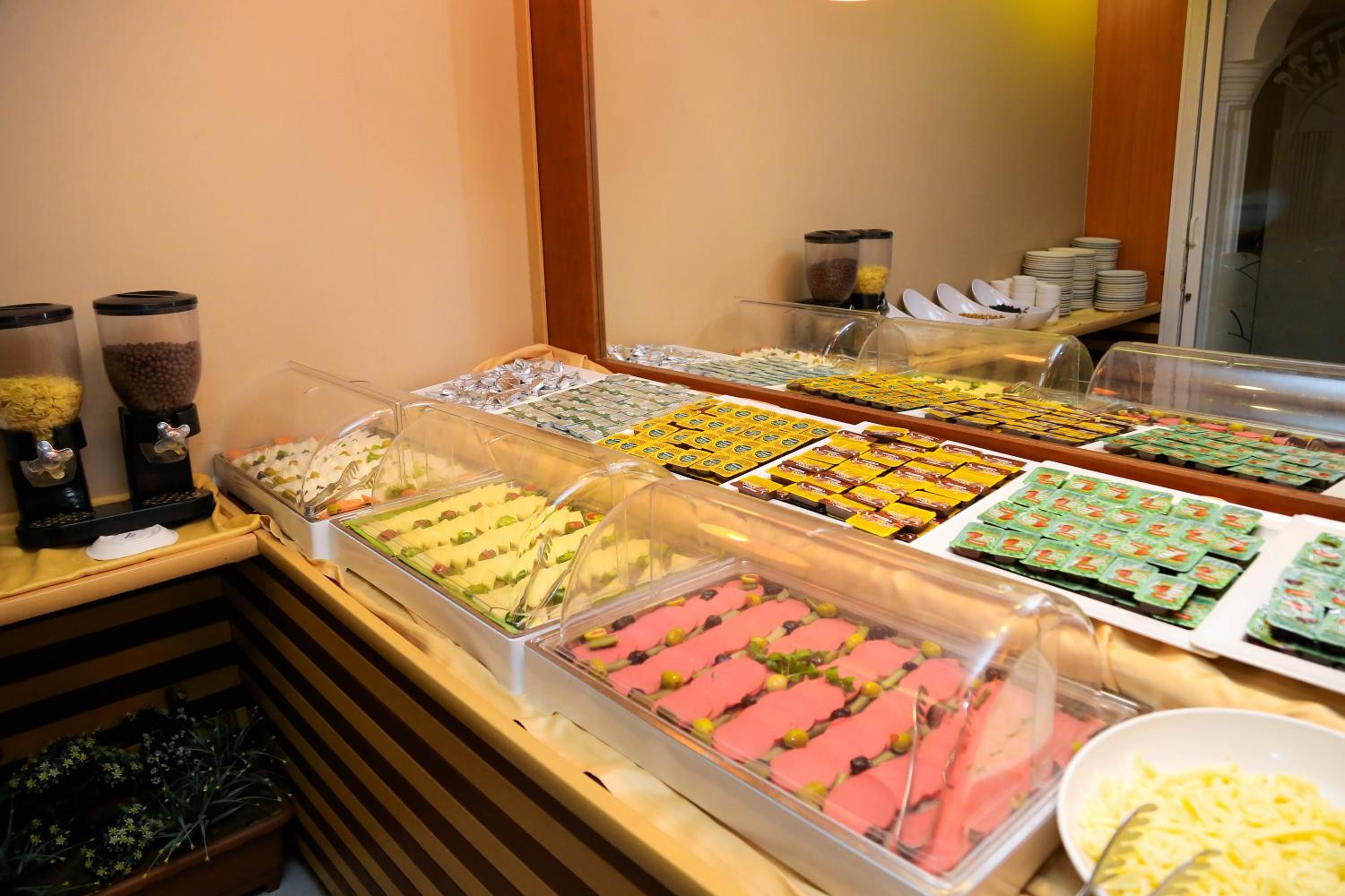 Sahinler Otel - Image 19