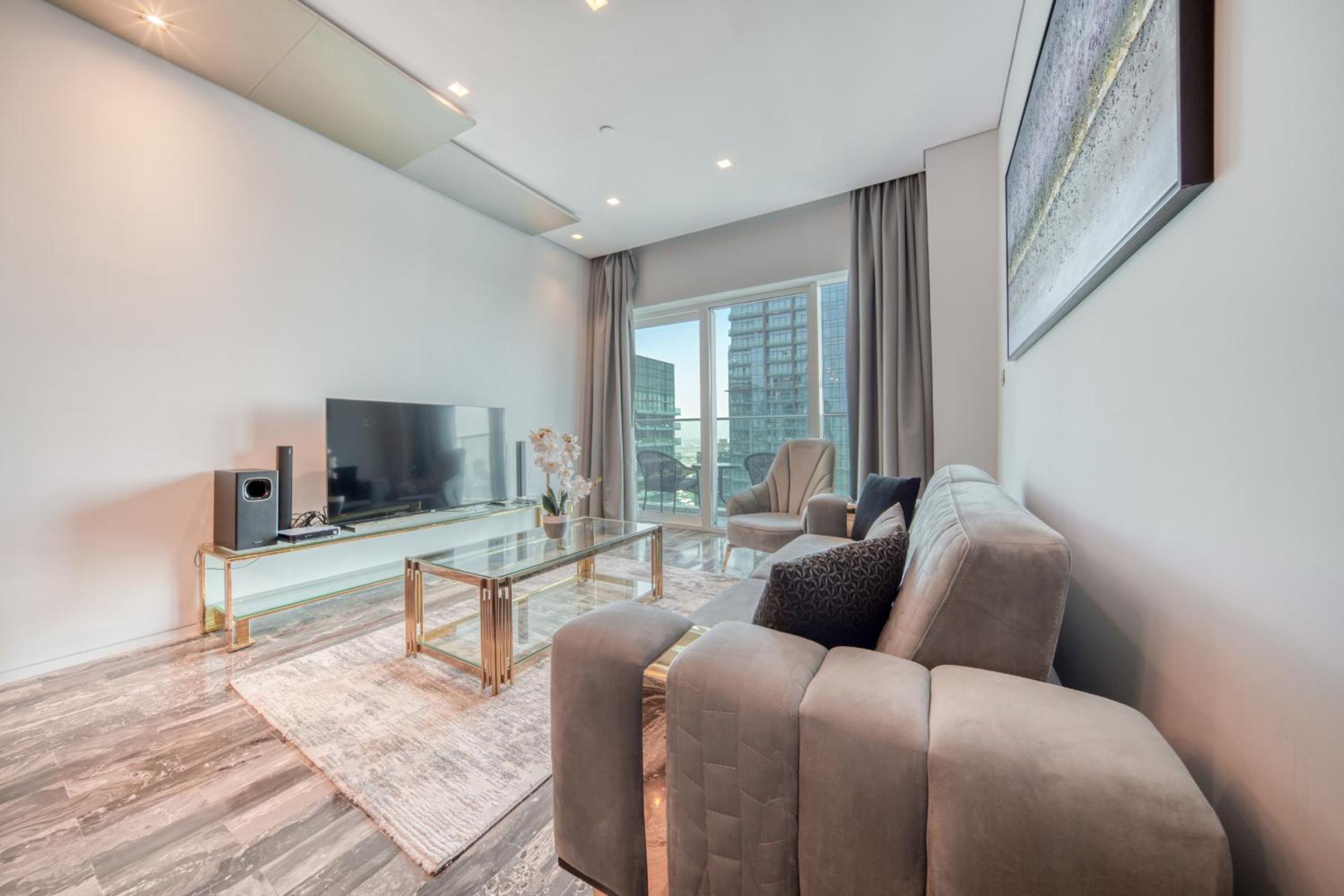 Damac Heights, Dubai Marina - Mint Stay