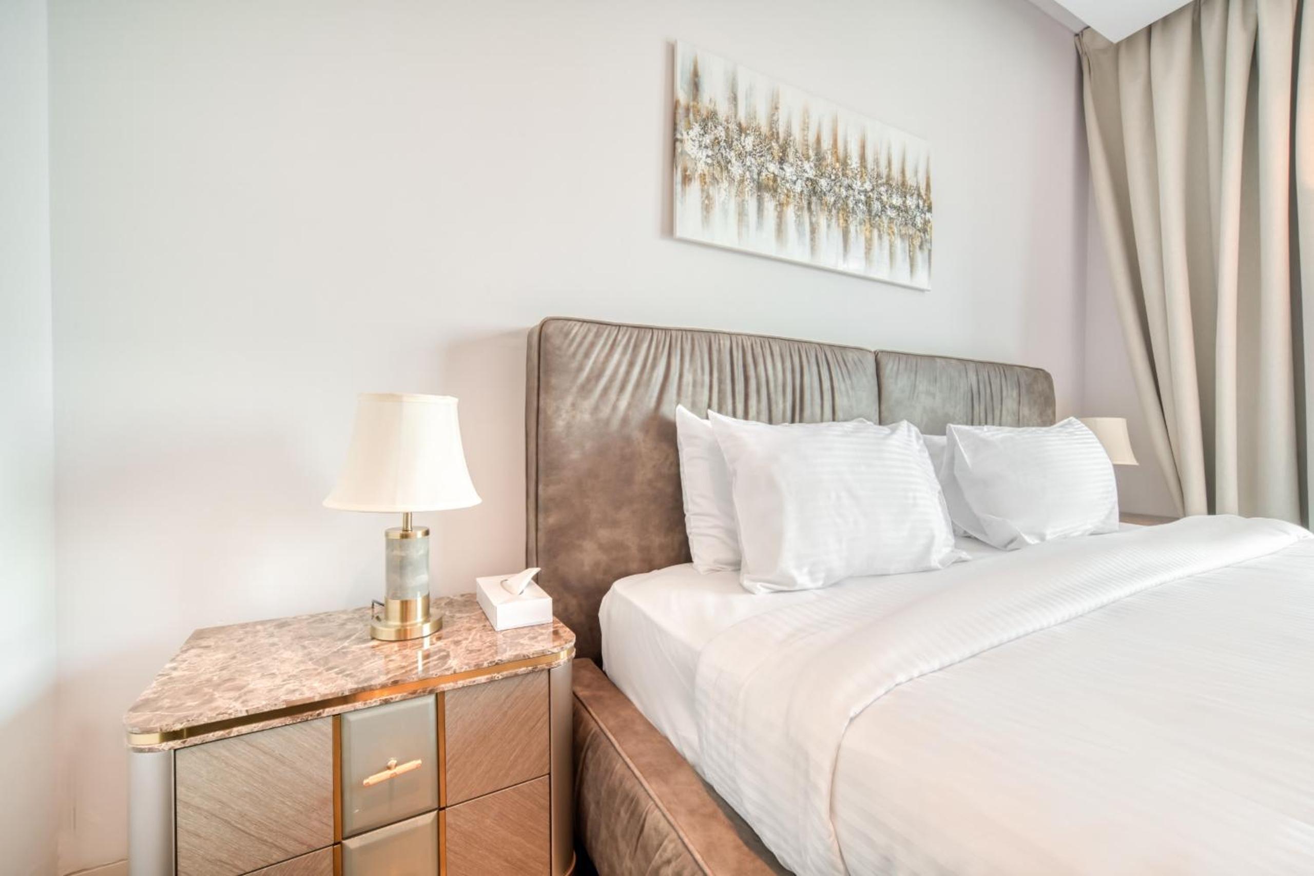 Damac Heights, Dubai Marina - Mint Stay