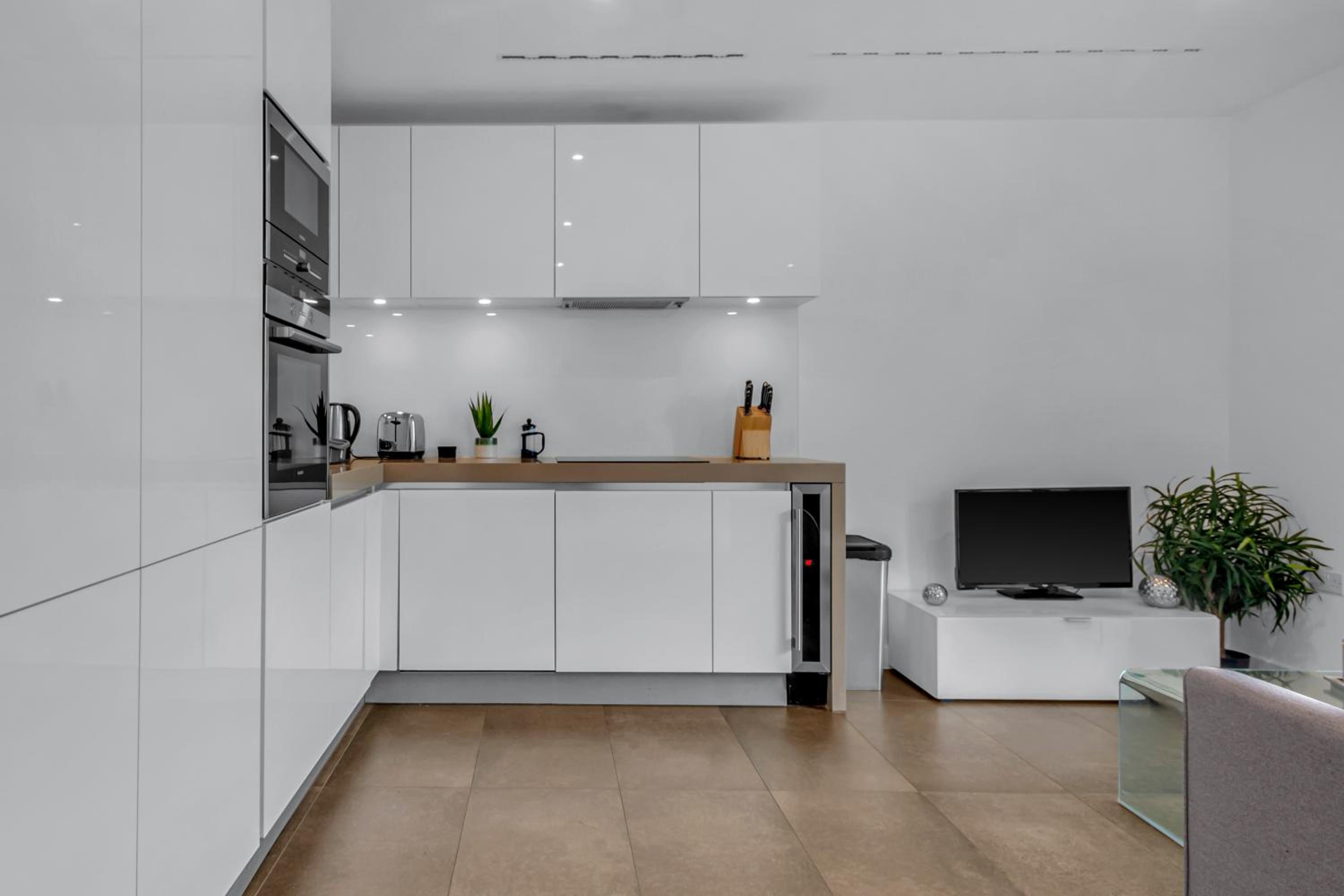 MySquare Modern One Bedroom Apartments in Old Street